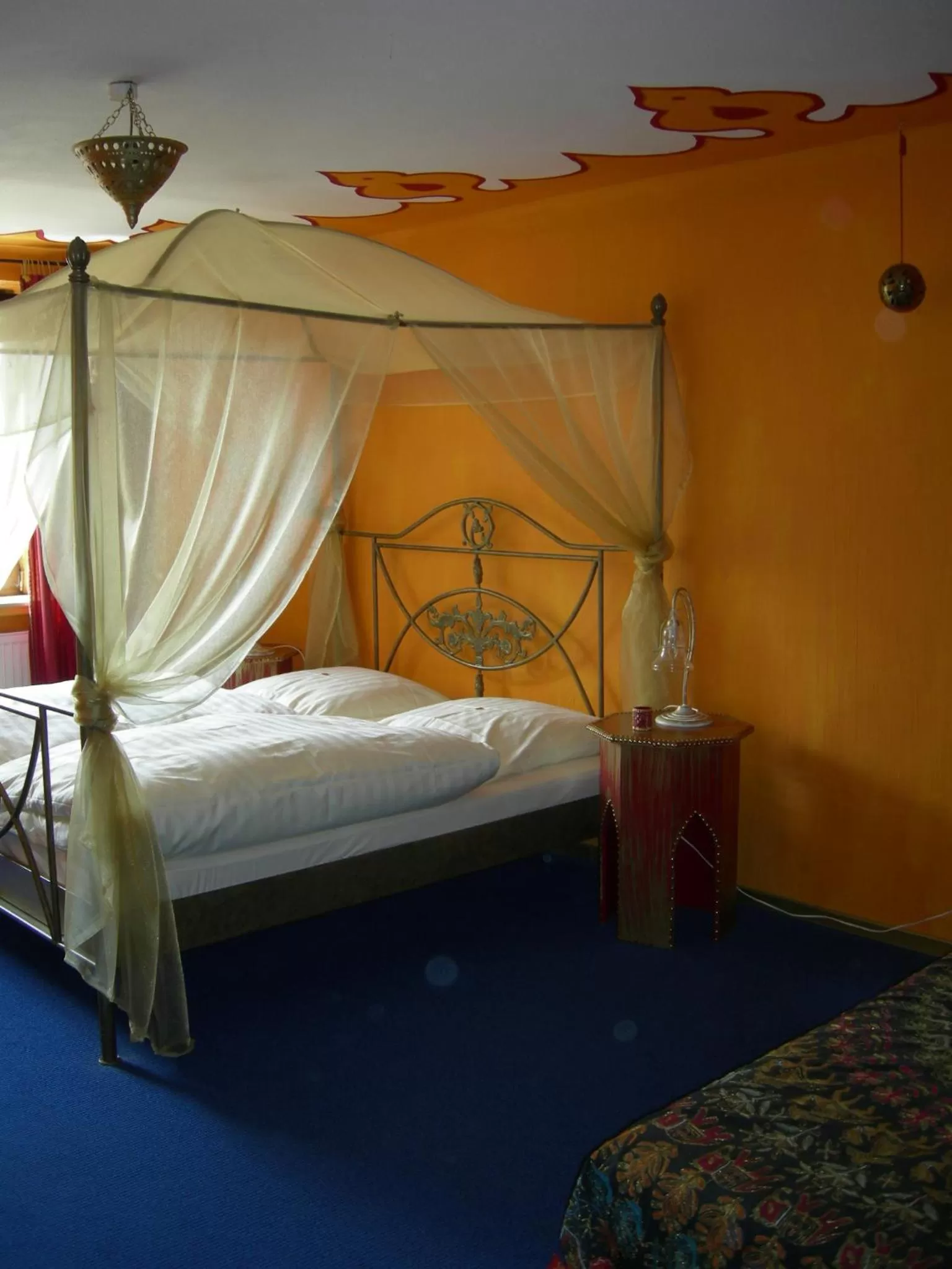 Photo of the whole room, Bed in Hotel Goldflair am Rathaus