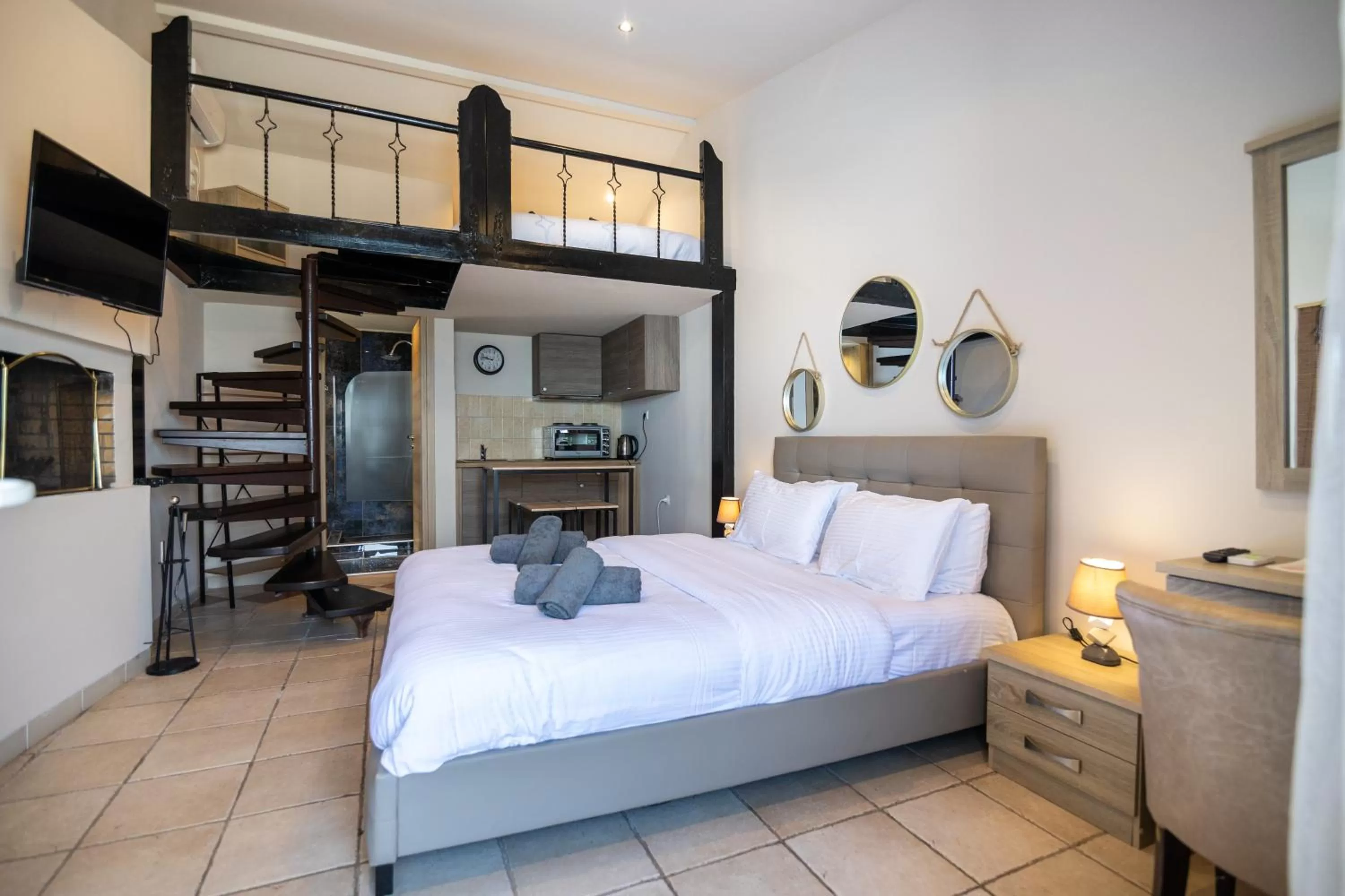 Bed in Votsalakia Hotel & Luxury Apartments