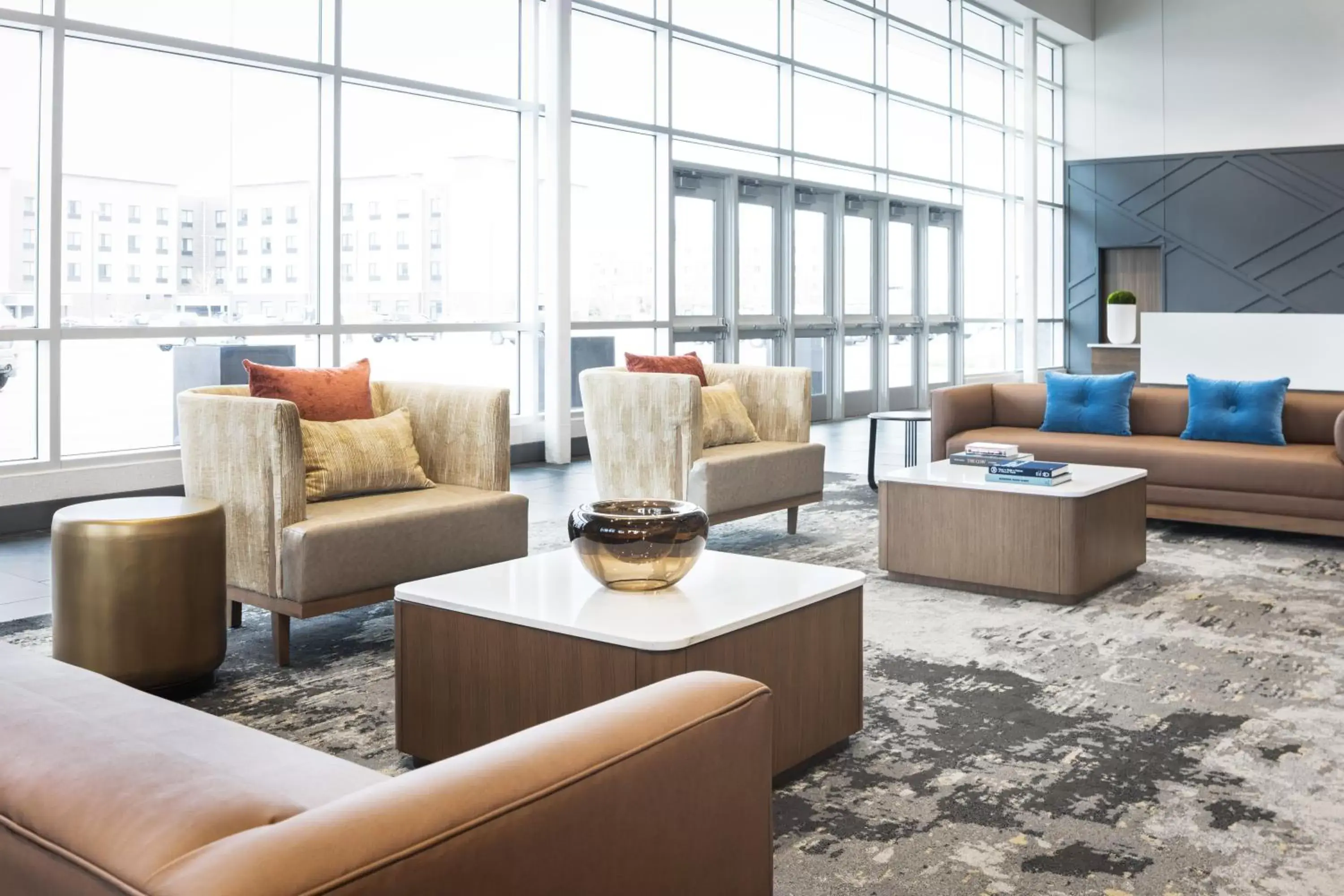 Meeting/conference room, Seating Area in Crowne Plaza - Kearney, an IHG Hotel