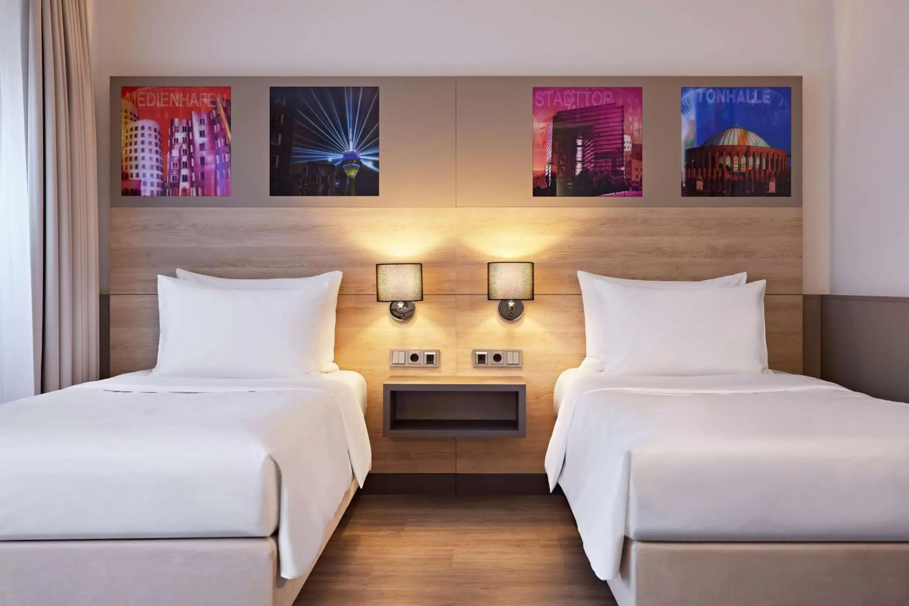 Bedroom, Bed in Lindner Hotel Dusseldorf Airport