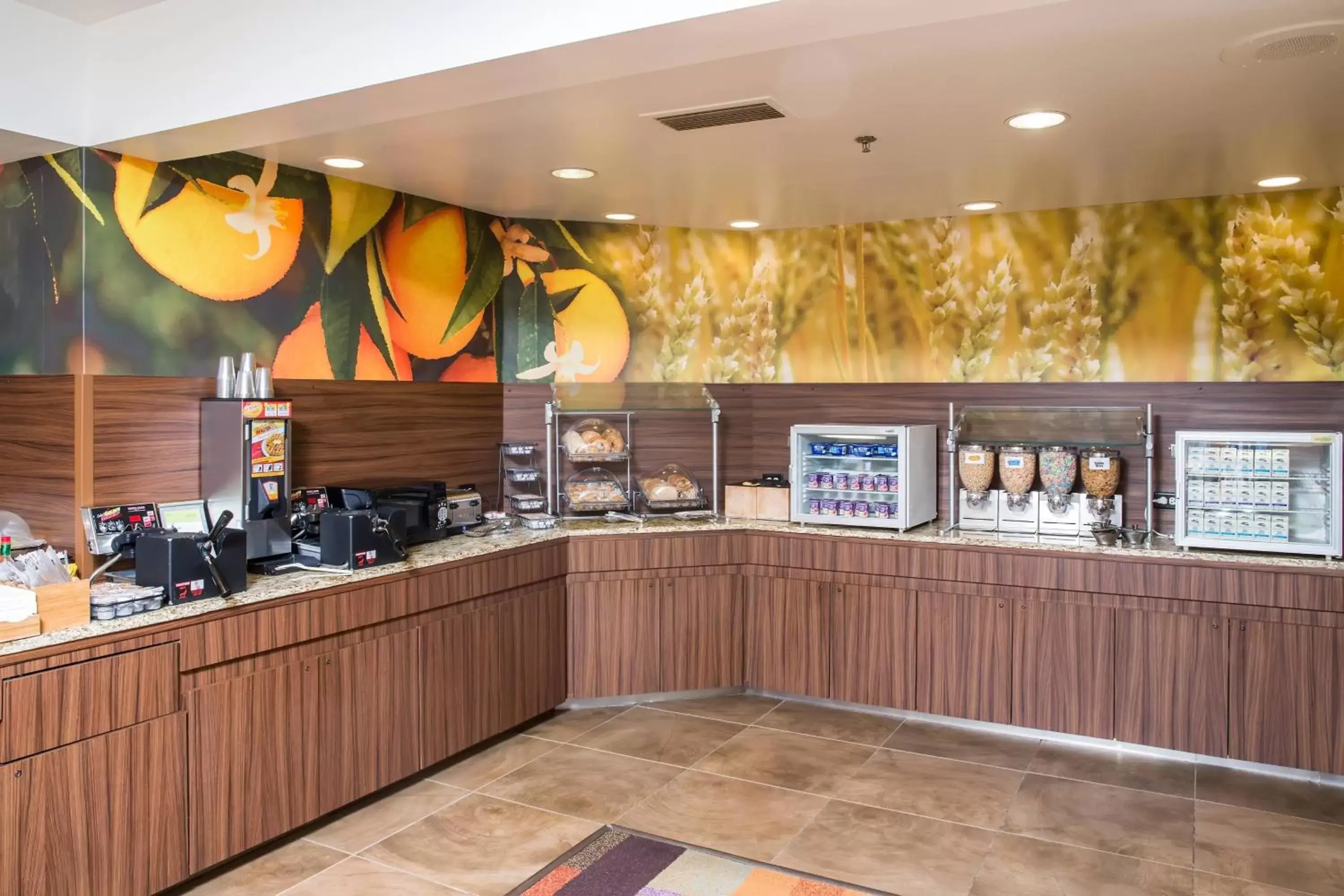 Breakfast, Restaurant/Places to Eat in Fairfield Inn & Suites Jacksonville Airport