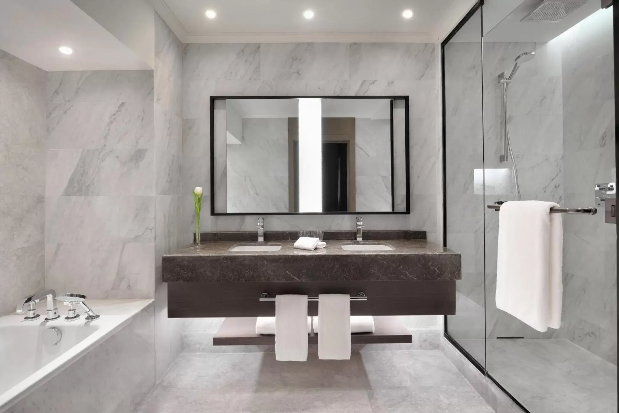 Photo of the whole room, Bathroom in Al Ahsa InterContinental, an IHG Hotel