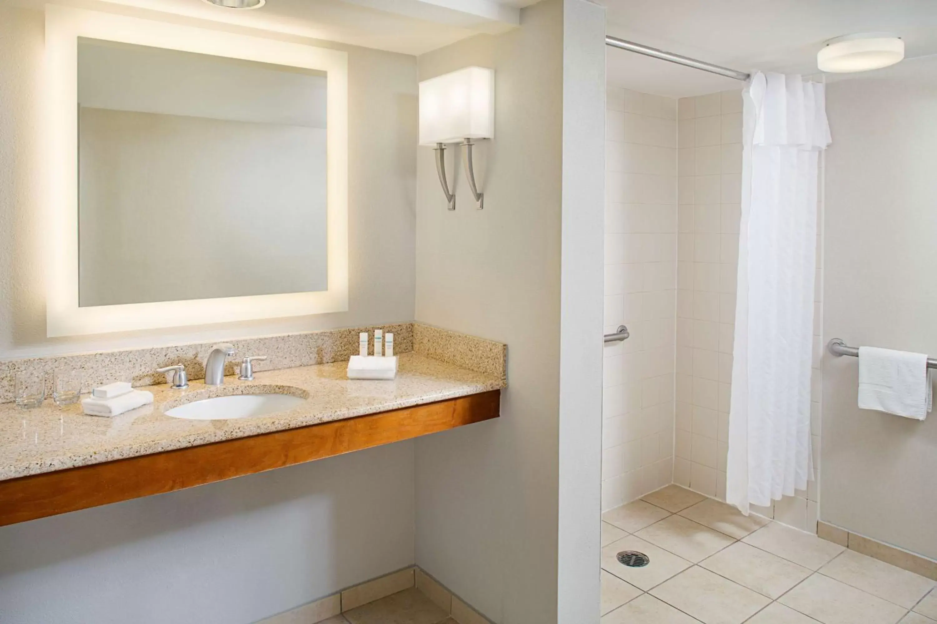 Bathroom in Homewood Suites by Hilton Raleigh/Cary