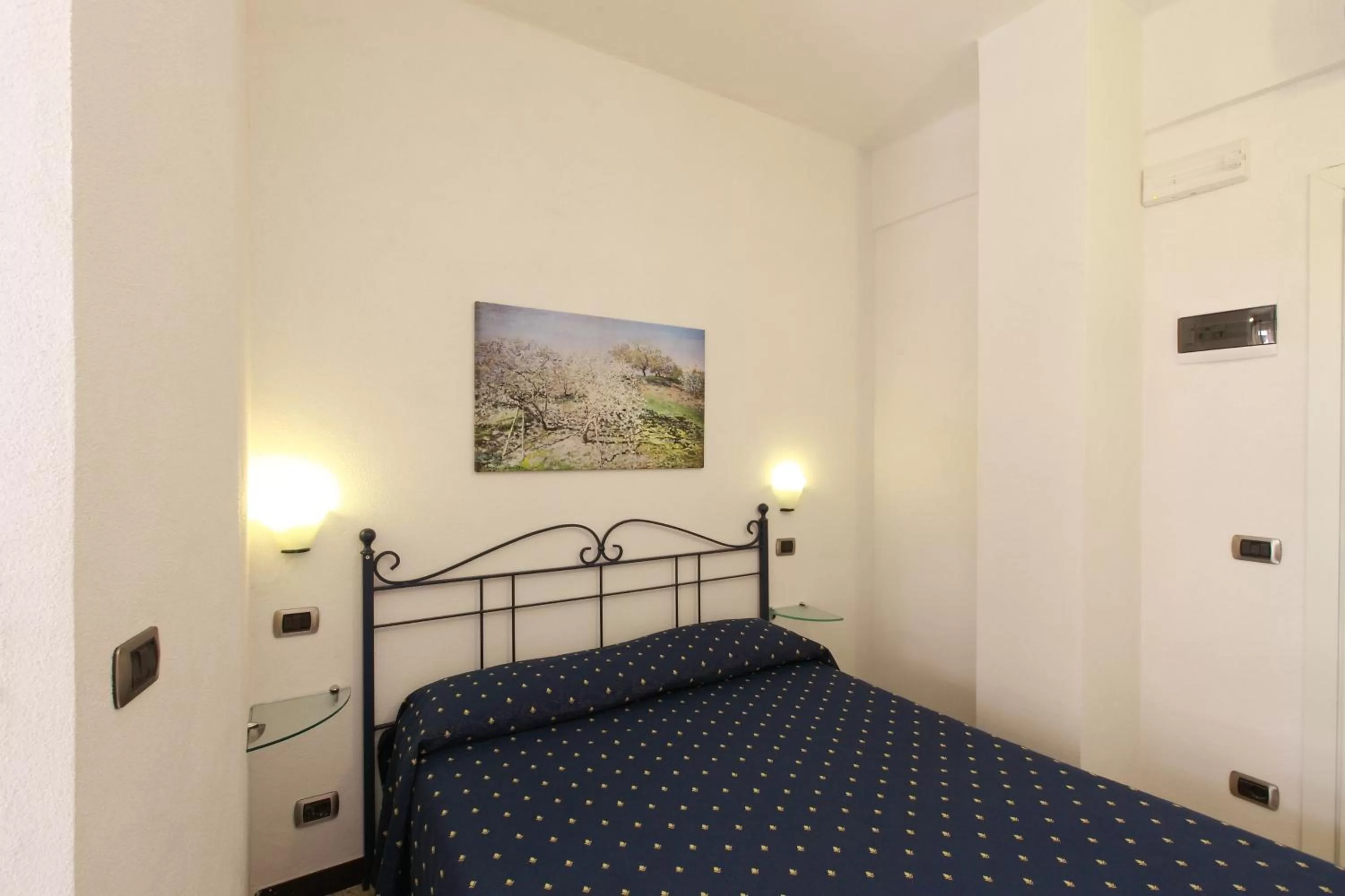 Bed in Albergo Al Carugio