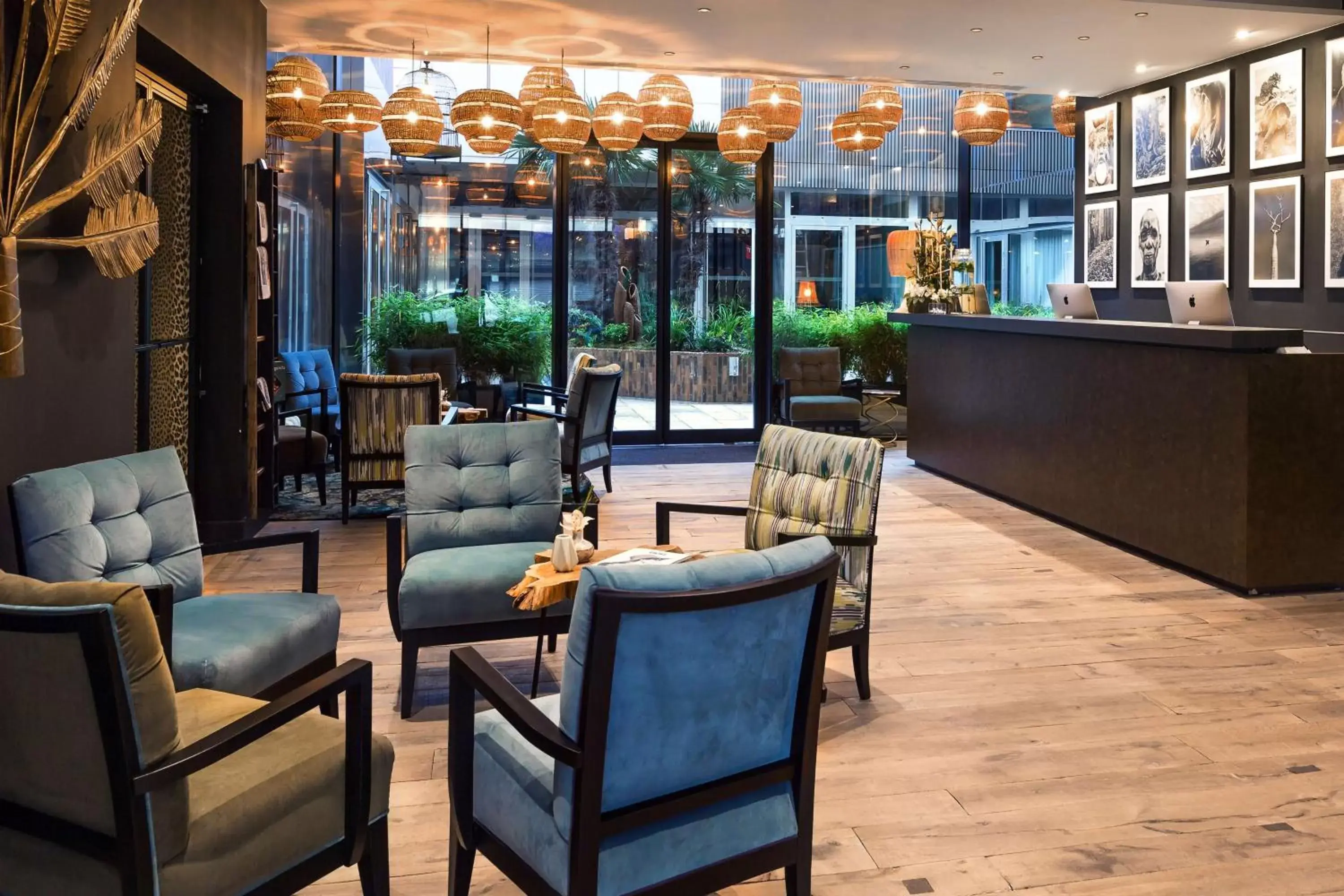 Lobby or reception, Lounge/Bar in Hotel L'Arbre Voyageur - BW Premier Collection - LILLE
