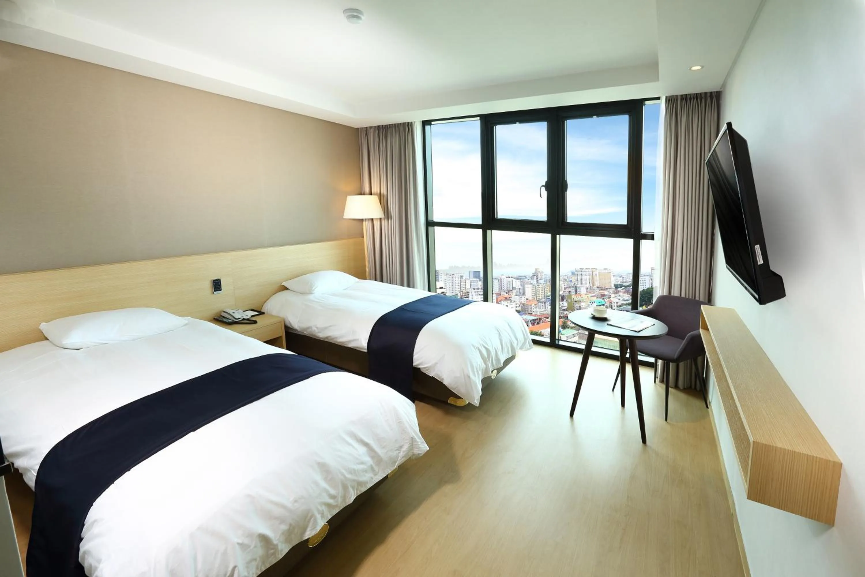 Bed in Hotel The One