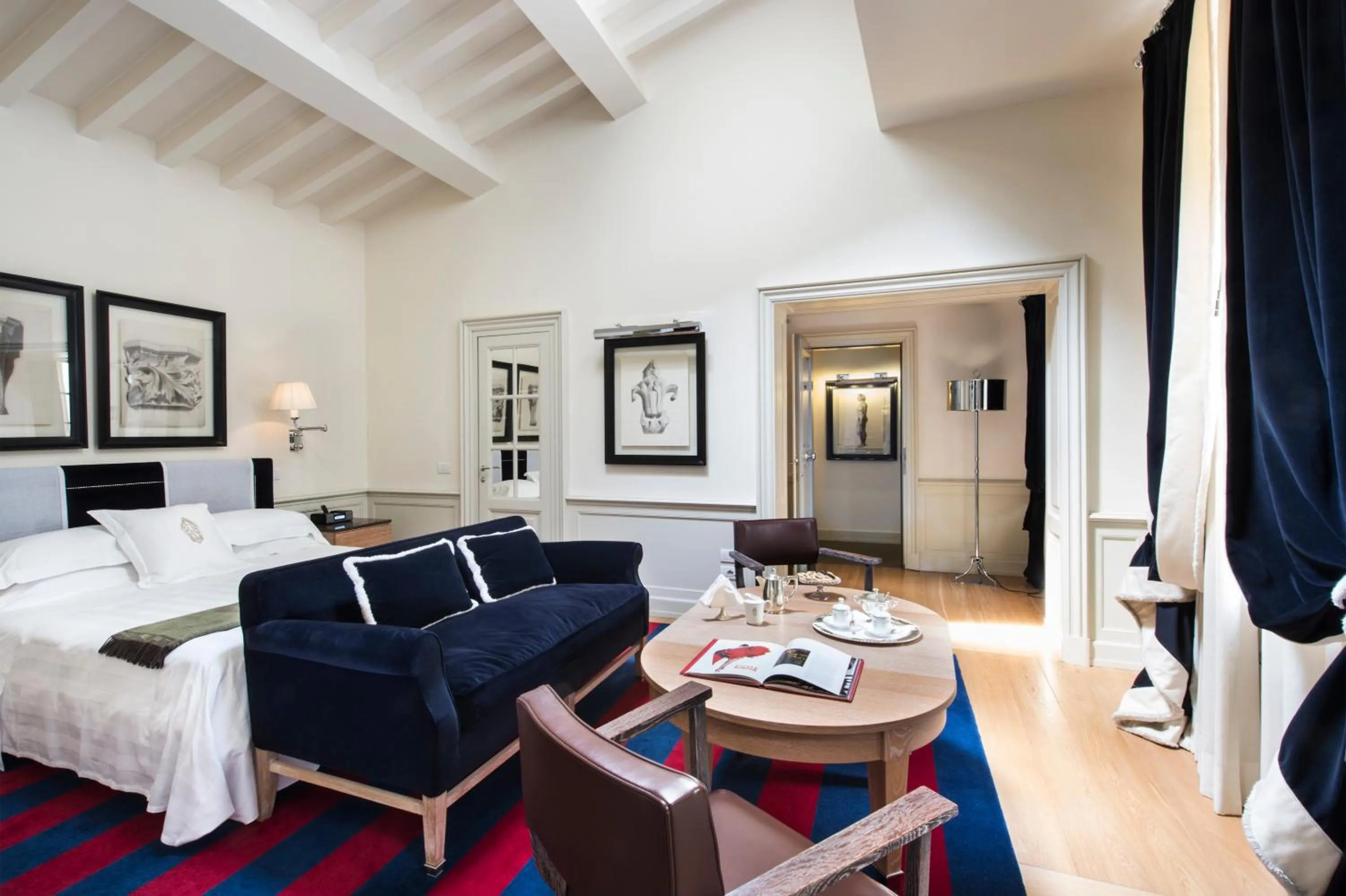 Photo of the whole room, Bed in Palazzo Vecchietti - Residenza D'Epoca