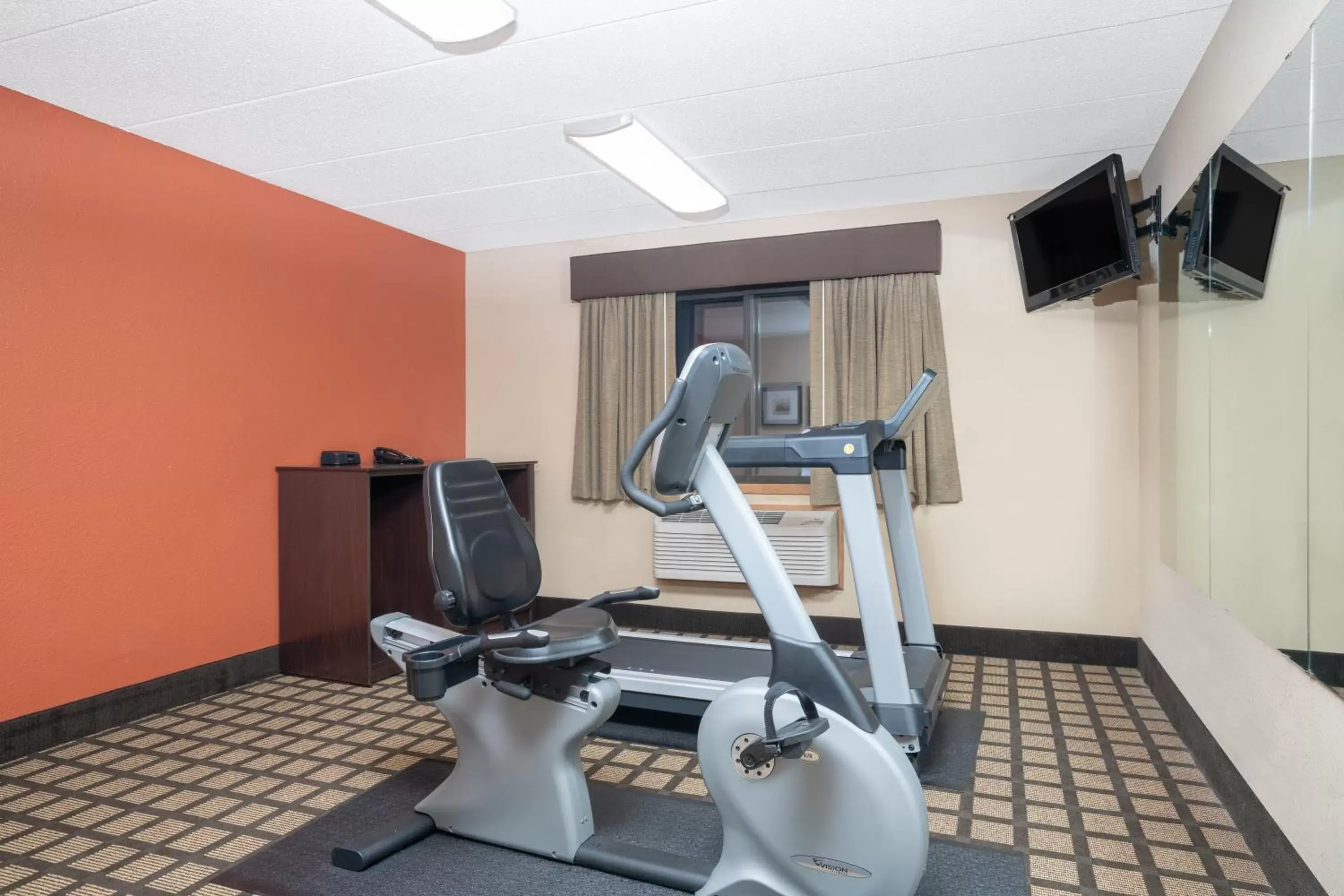 Fitness Center/Facilities in Baymont by Wyndham Lakeville