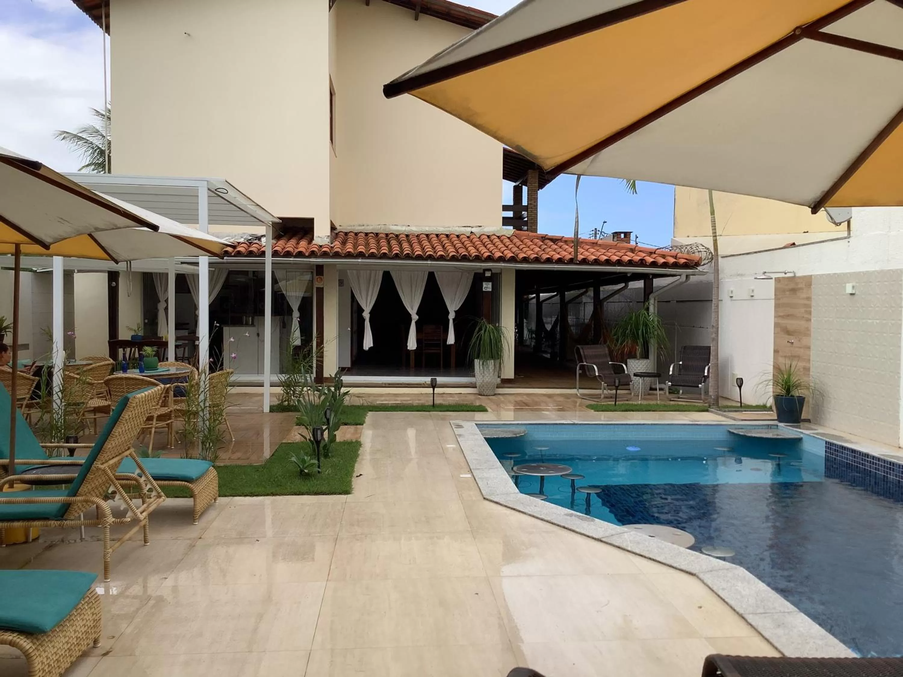 Patio, Swimming Pool in Pousada Villa Encantada LGBTQIAPlus