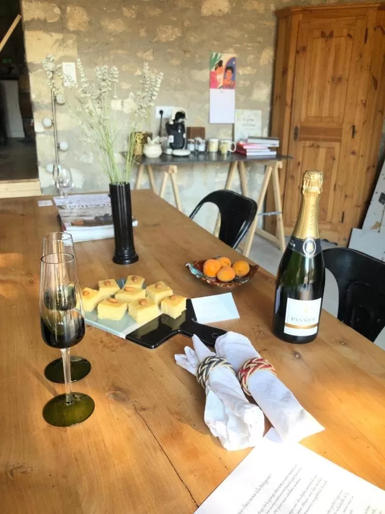 Drinks in Chambre d'hôtes dans une ancienne bergerie