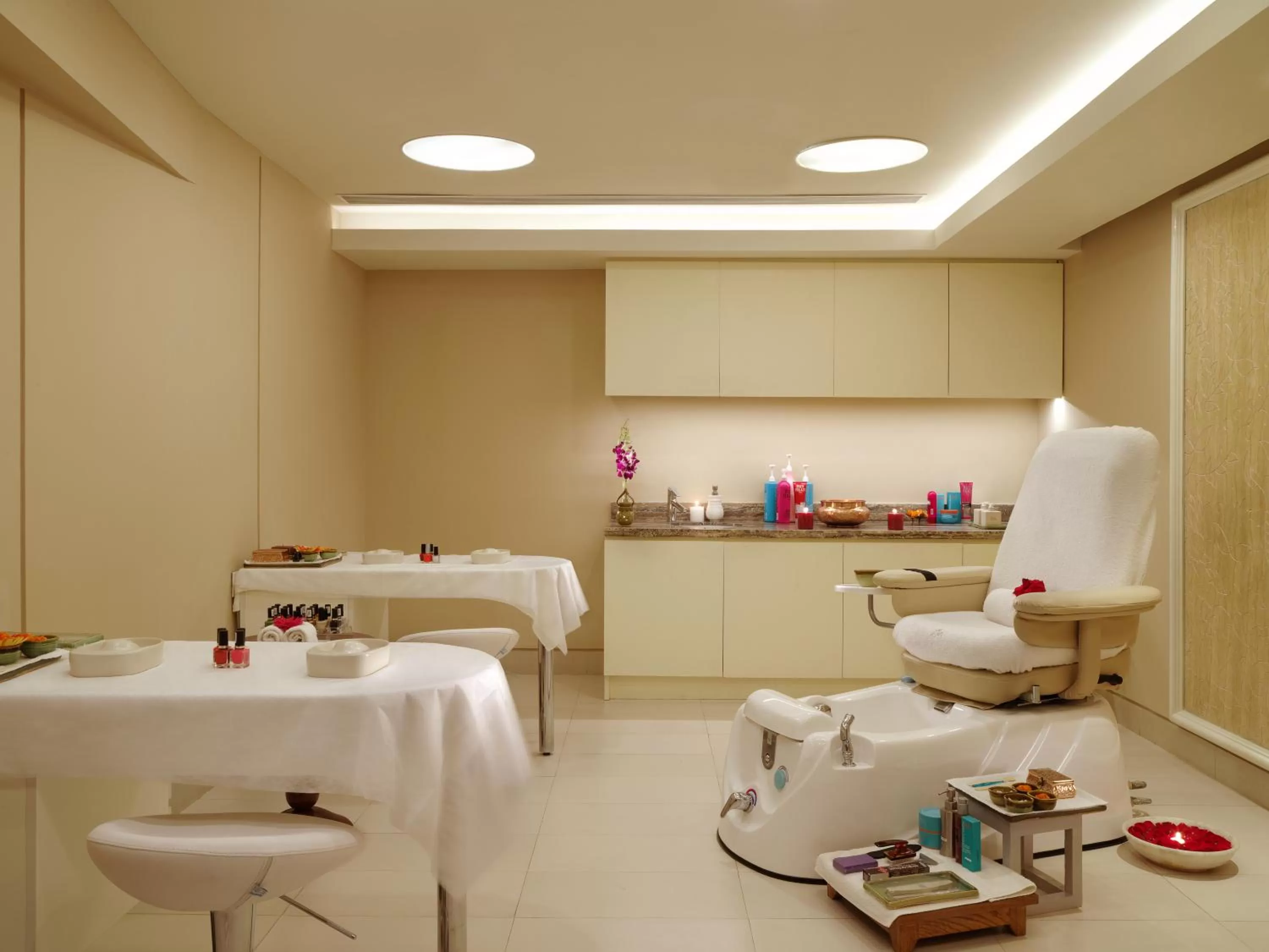 Massage in Taj Palace, New Delhi