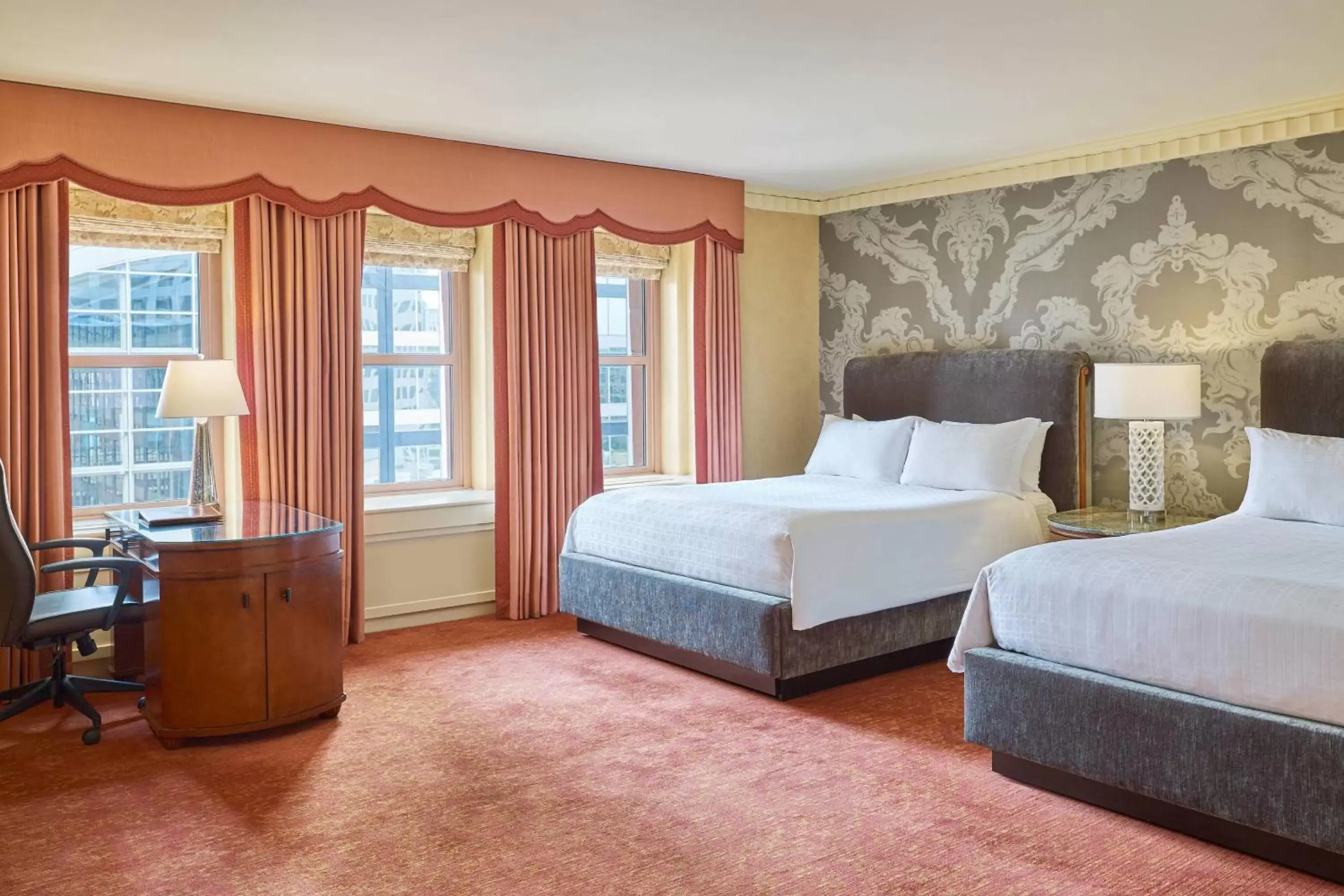 Photo of the whole room, Bed in The Brown Palace Hotel and Spa, Autograph Collection