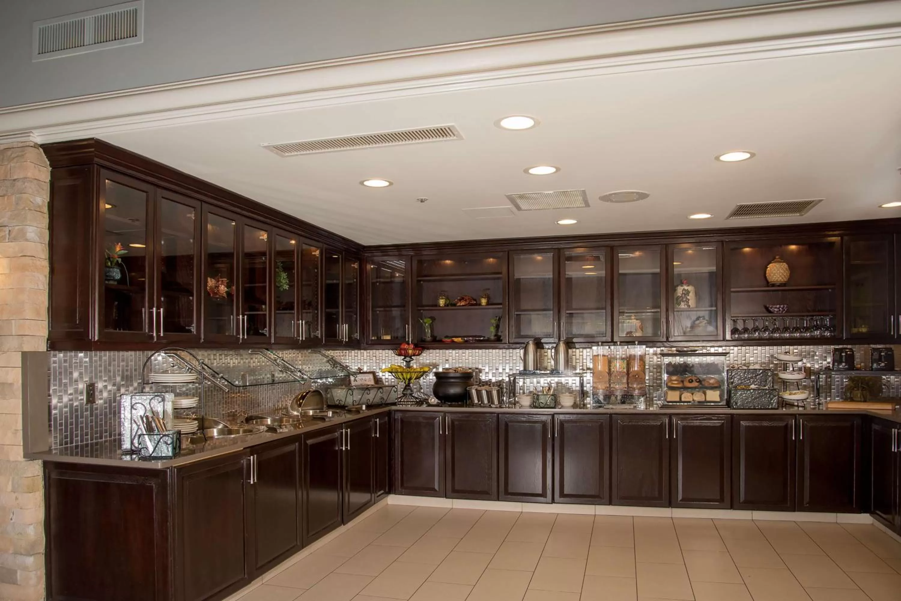 Restaurant/places to eat in Homewood Suites Durham-Chapel Hill I-40