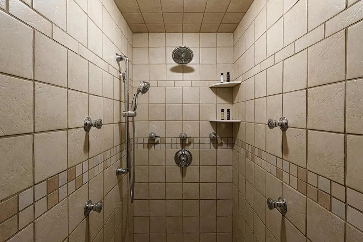 Bathroom in Friends Lake Inn