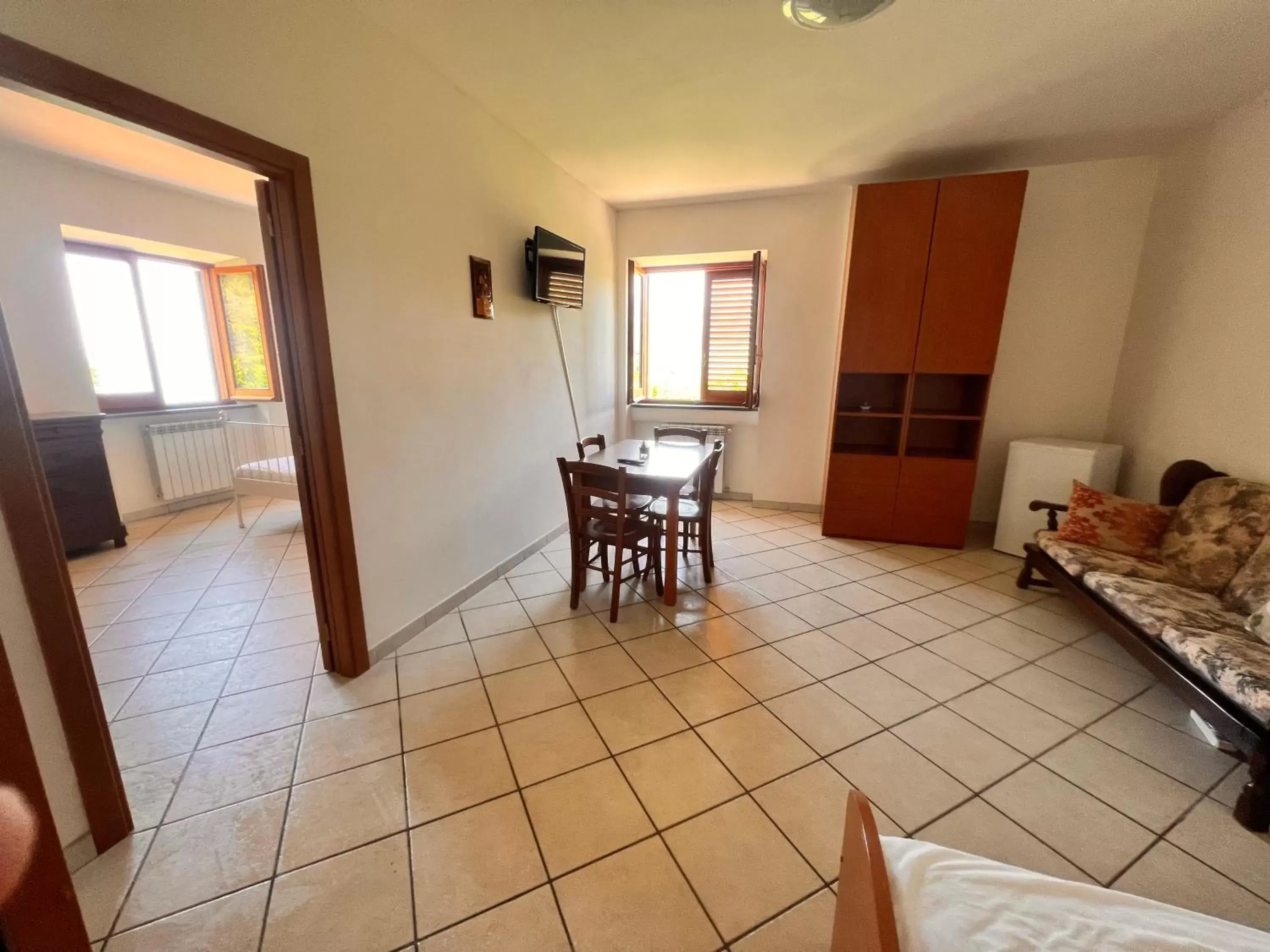 Dining Area in Agriturismo b&b L arancio In fiore