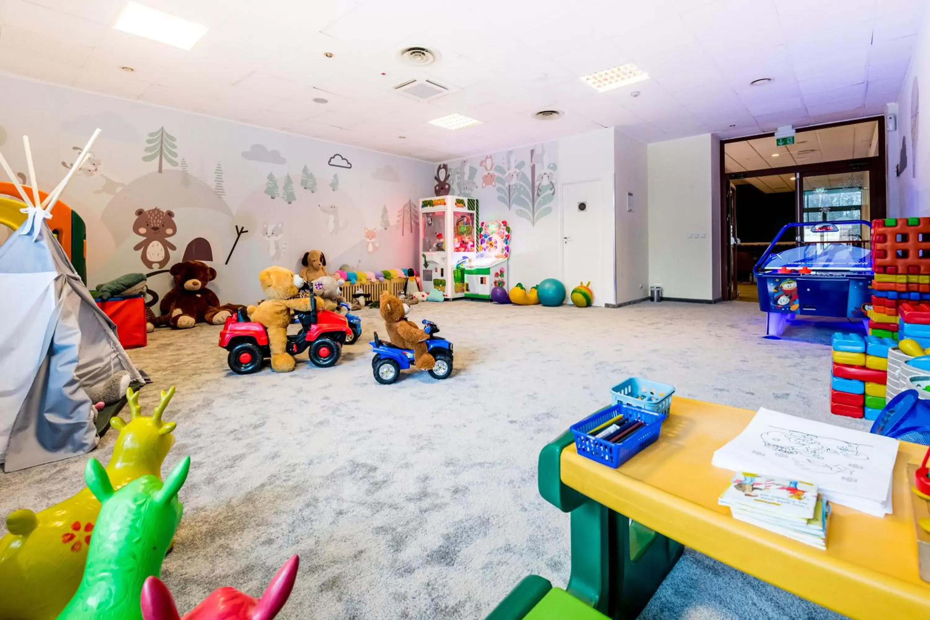 Children play ground, Kid's Club in Mercure Karpacz Skalny