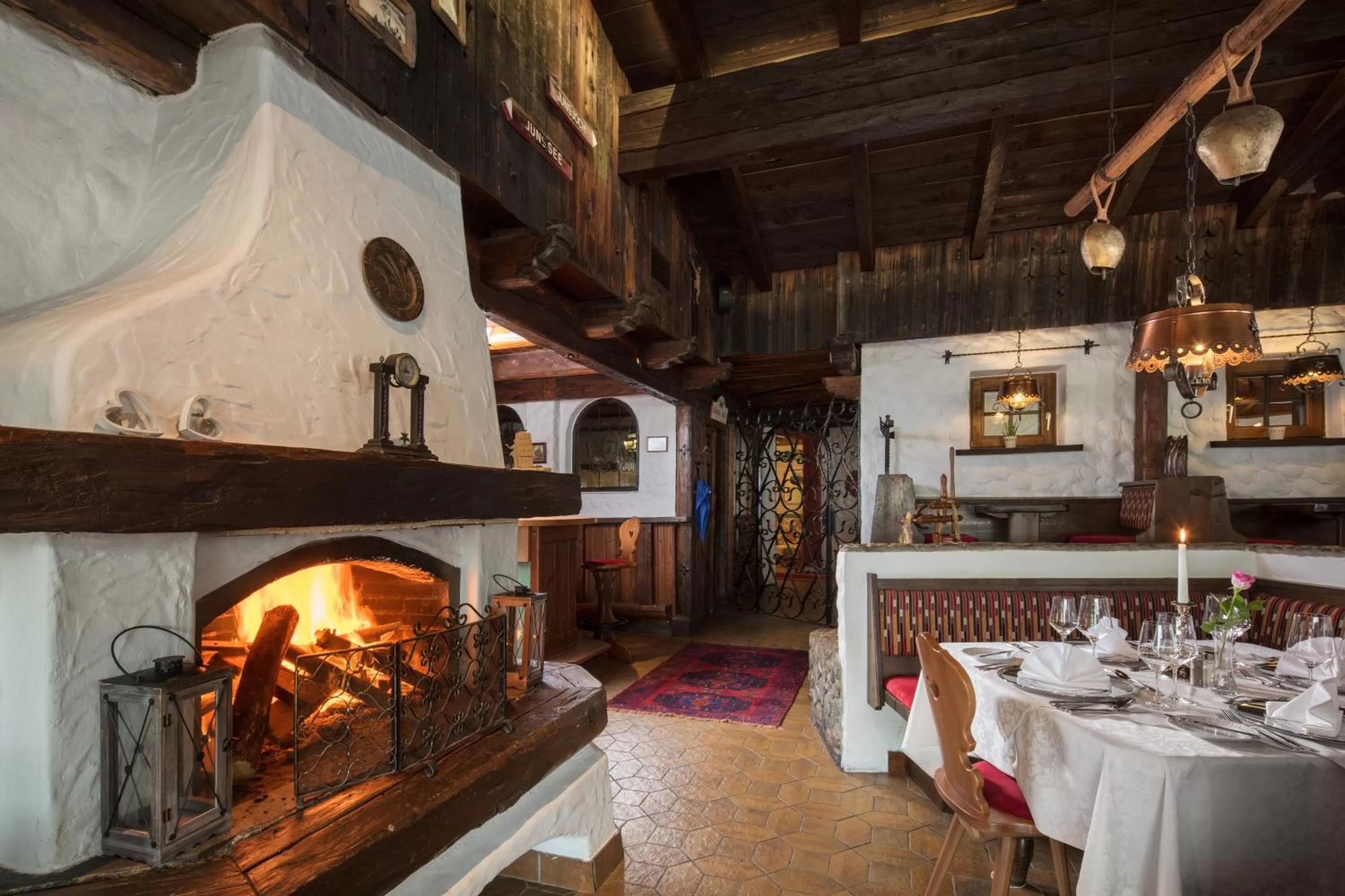 Restaurant/places to eat in Hotel Höhlenstein