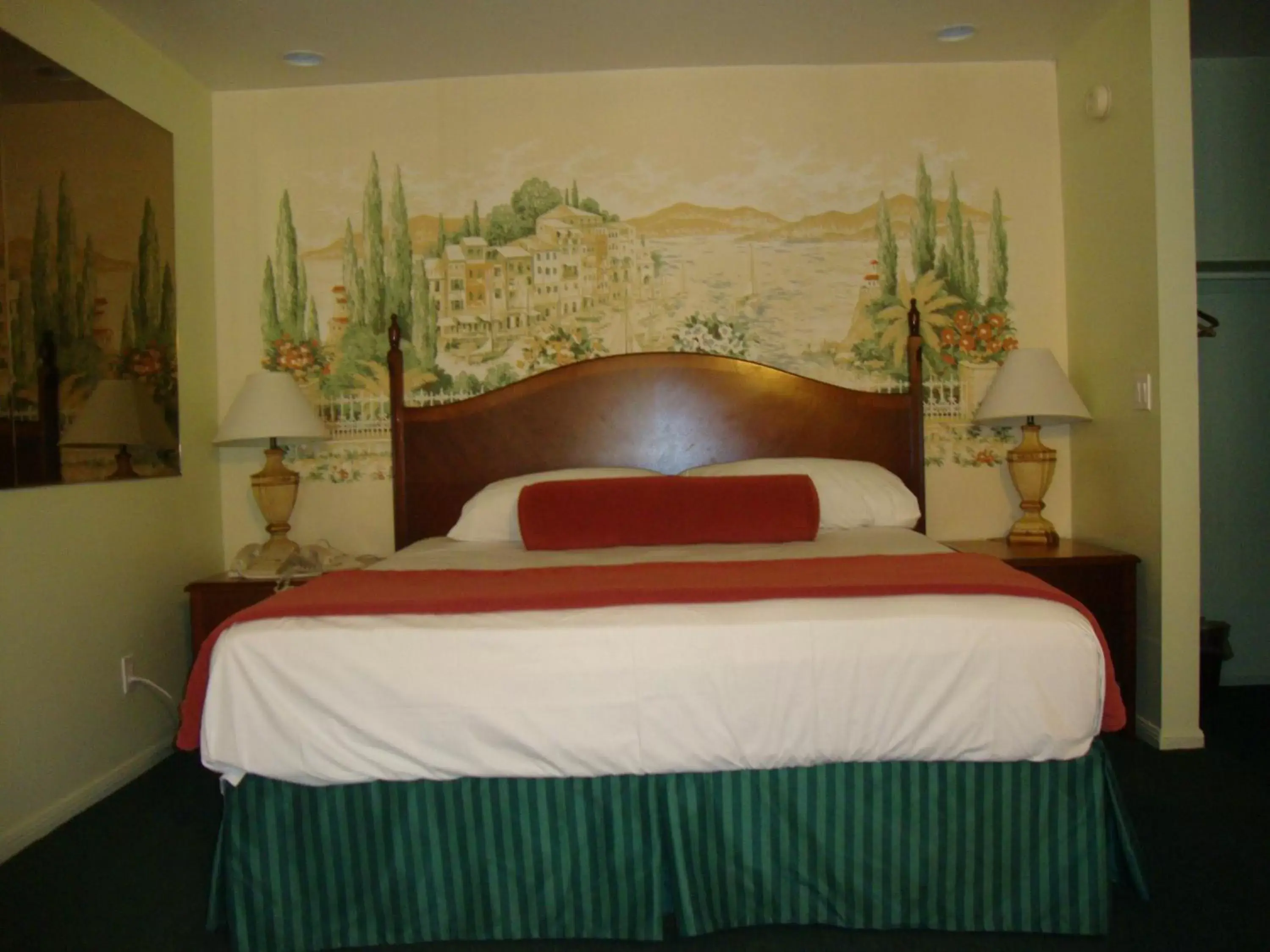 Bed in Americas Best Value Inn and Suites -Yucca Valley