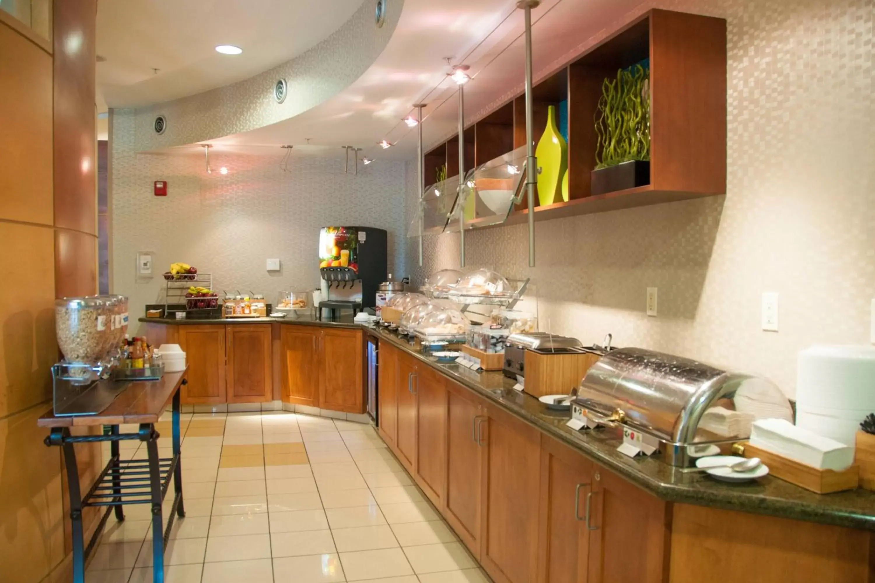 Breakfast, Restaurant/Places to Eat in SpringHill Suites by Marriott Colorado Springs South