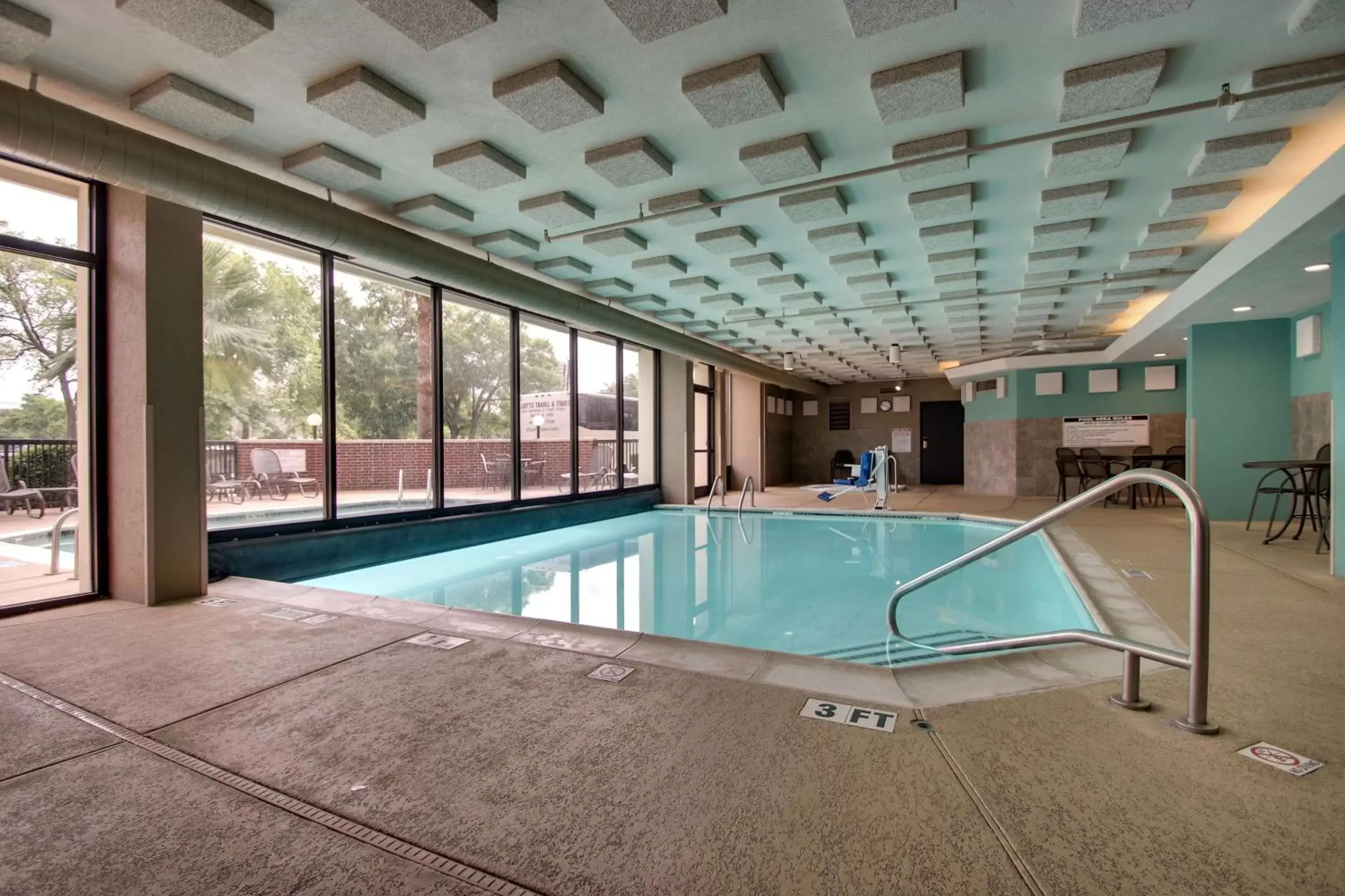 Activities, Swimming Pool in Drury Inn & Suites Houston Galleria