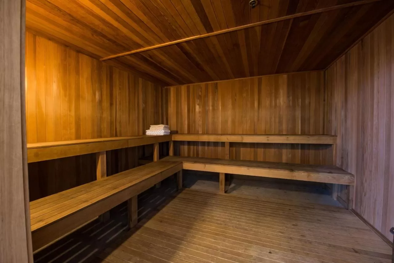 The Lodge at Mountaineer Square