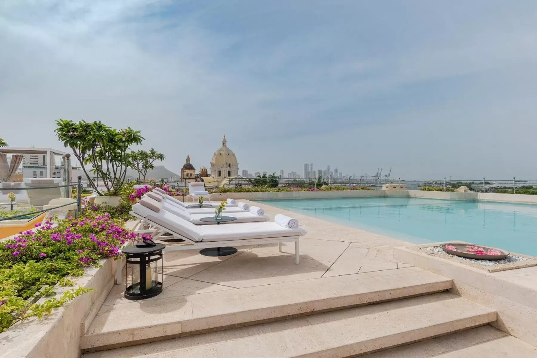 Swimming Pool in Charleston Santa Teresa Cartagena