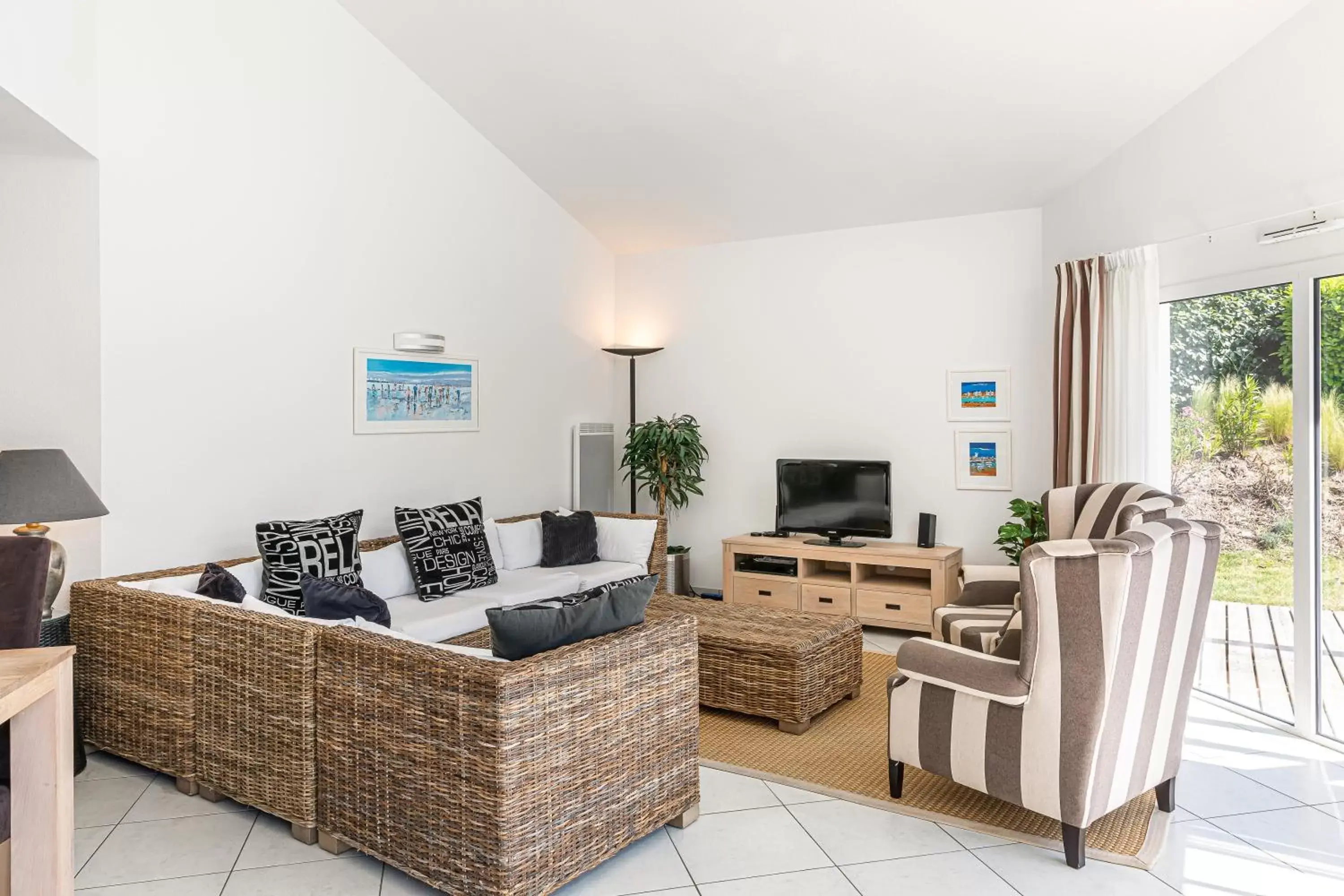 Living room, Seating Area in Oasis Les Jardins des Sables d'Olonne