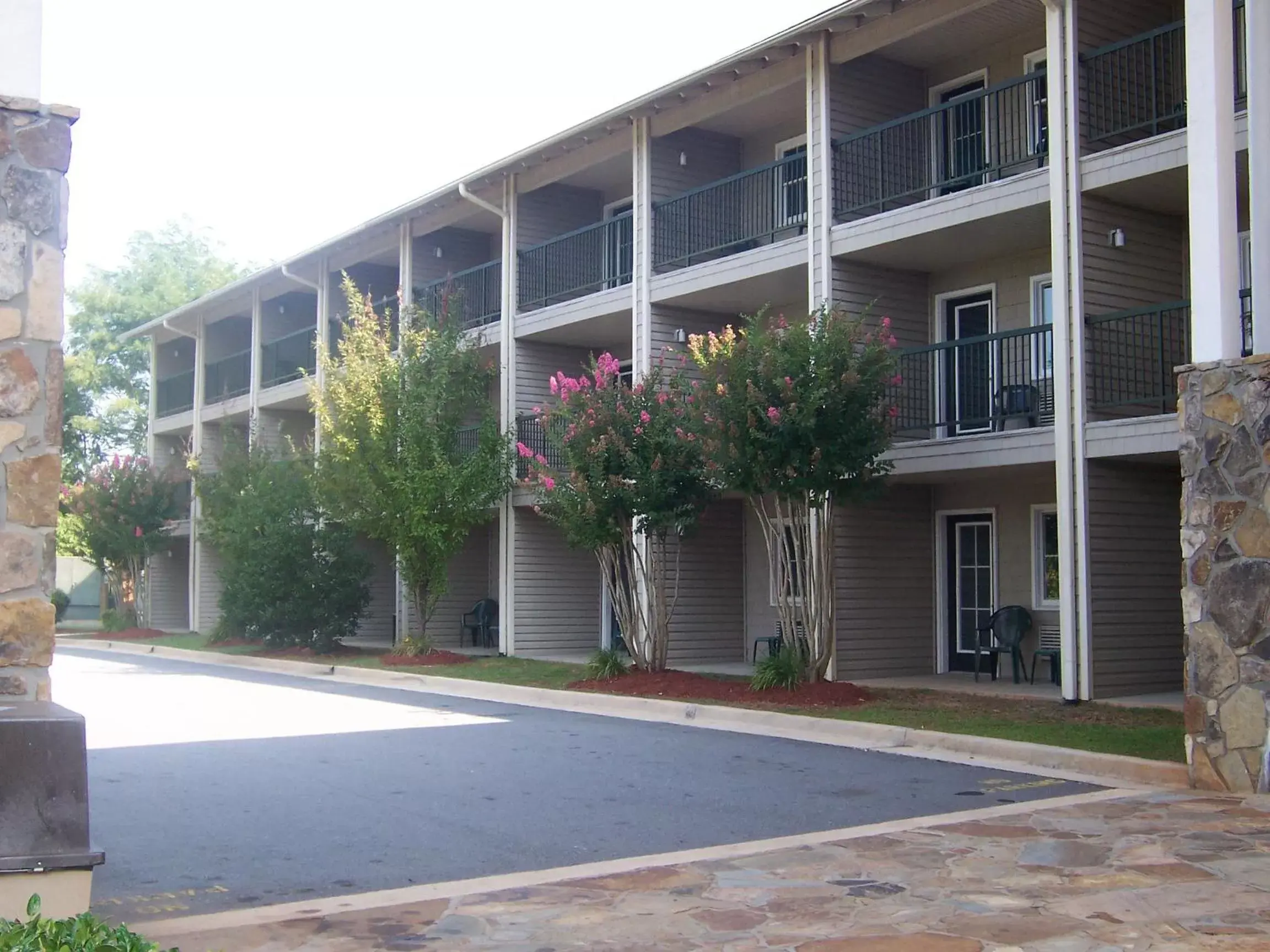 Facade/entrance, Property Building in Lake Chatuge Lodge