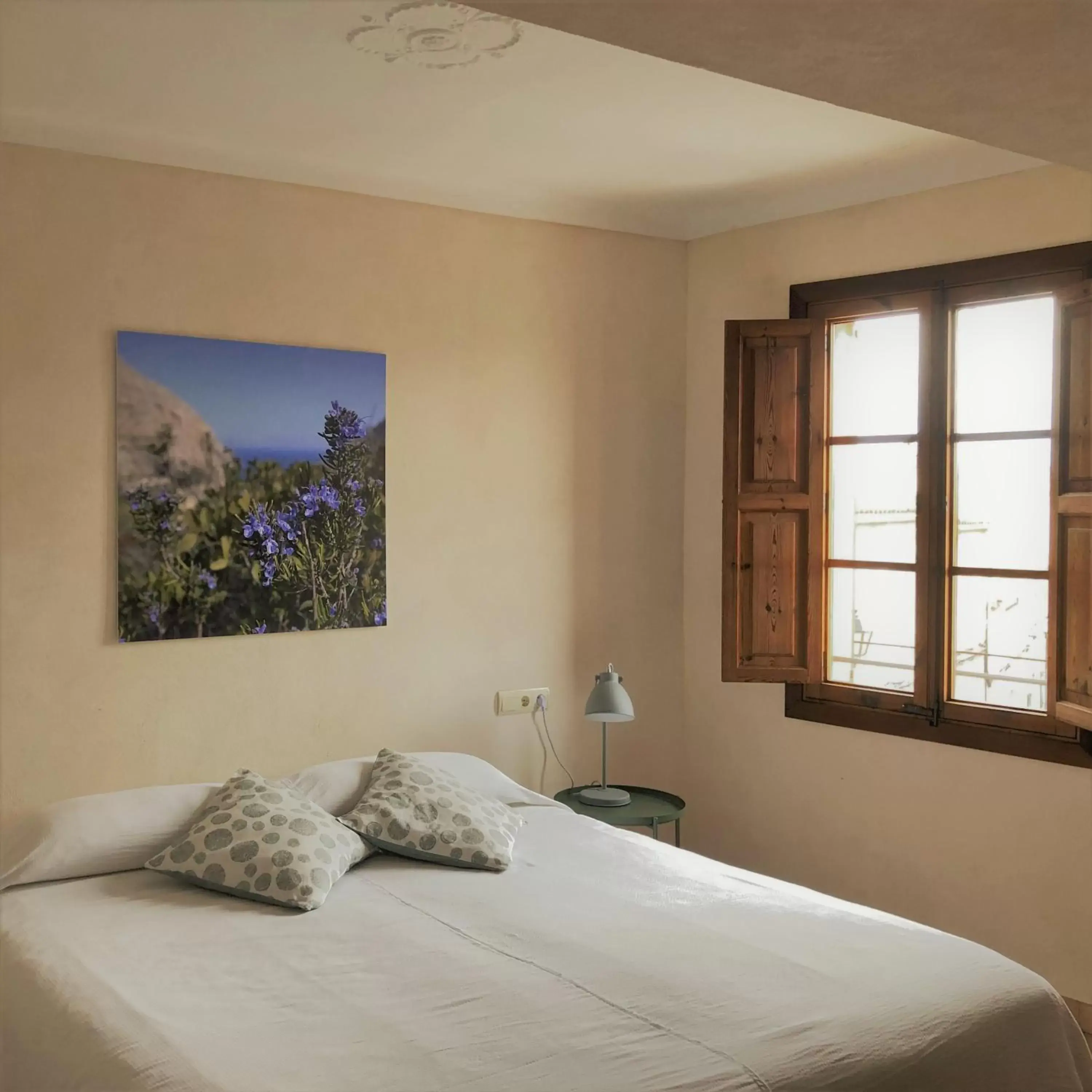 Photo of the whole room, Bed in Vista de la Vila - Turismo de interior.