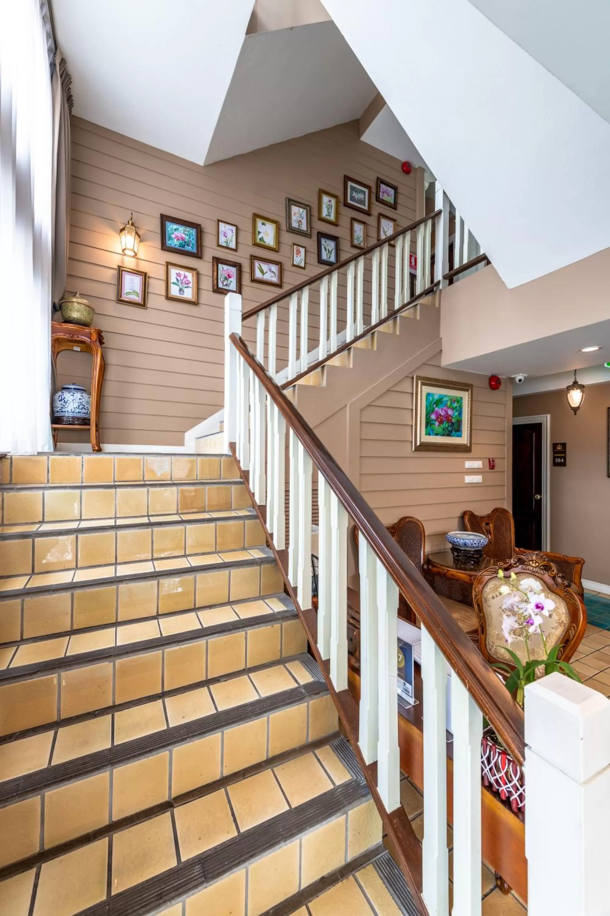 Area and facilities in The Orchid House 153