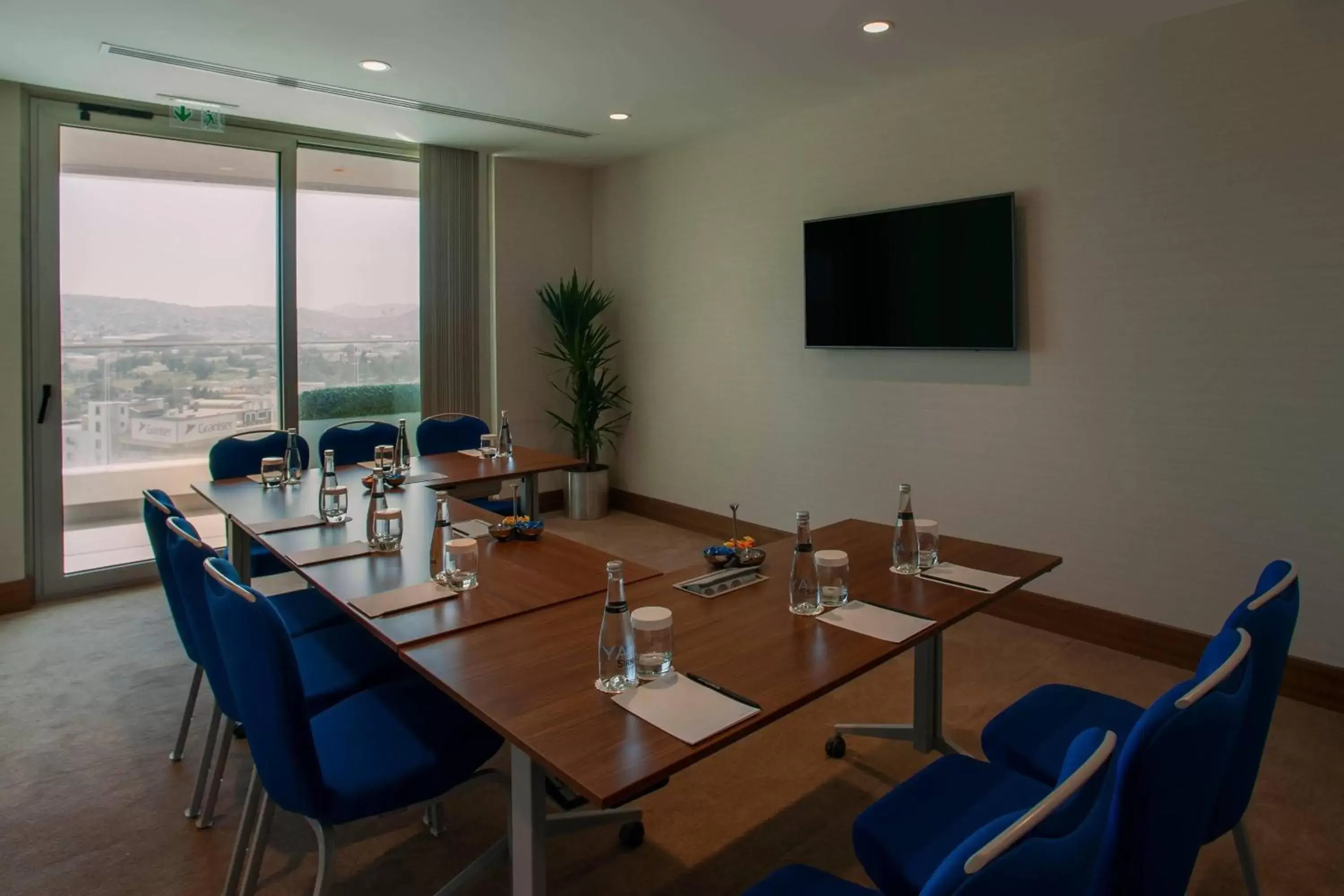 Meeting/conference room in Four Points by Sheraton Izmir