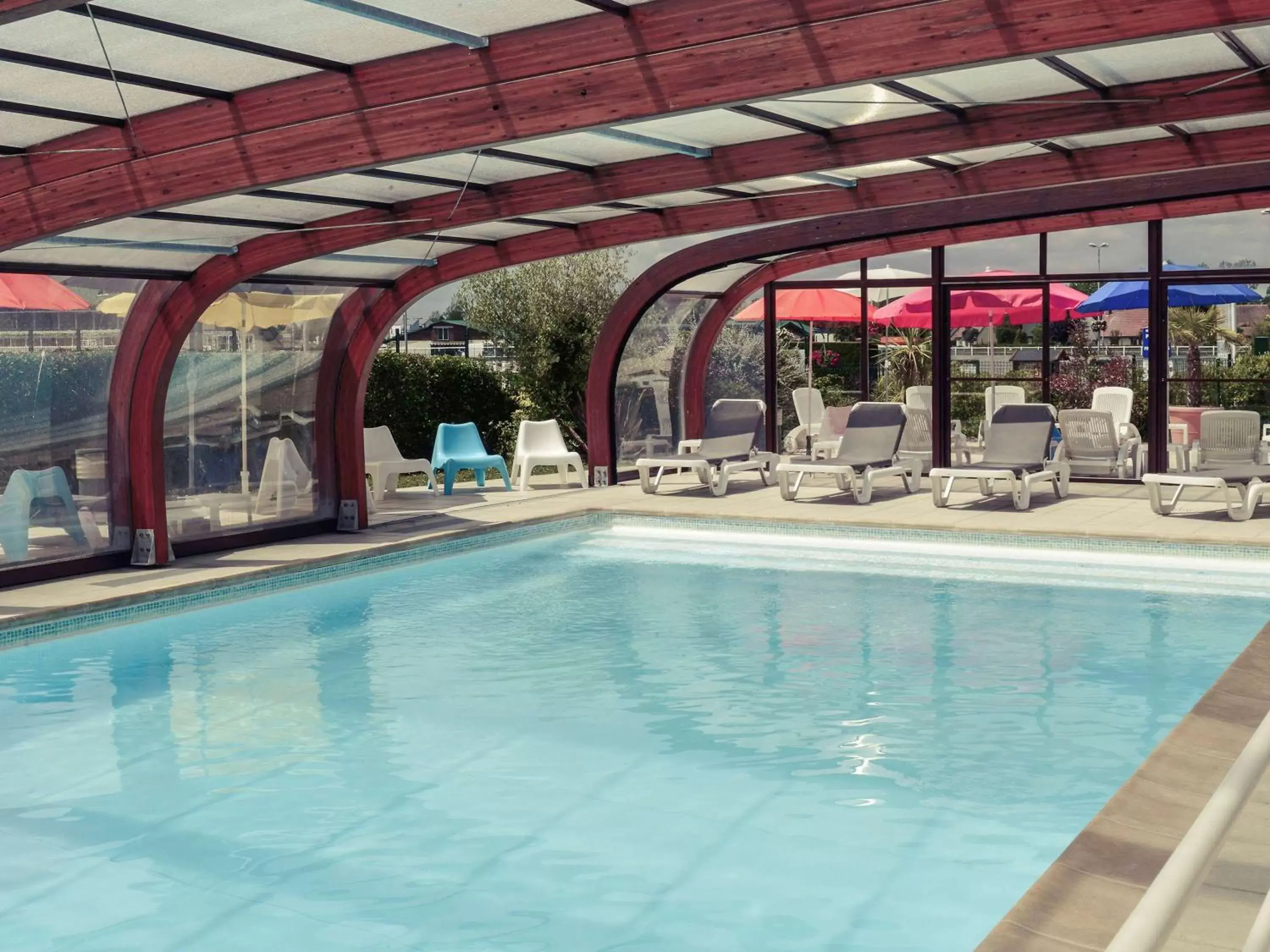 Property building, Swimming Pool in Mercure Cabourg Hôtel & Spa