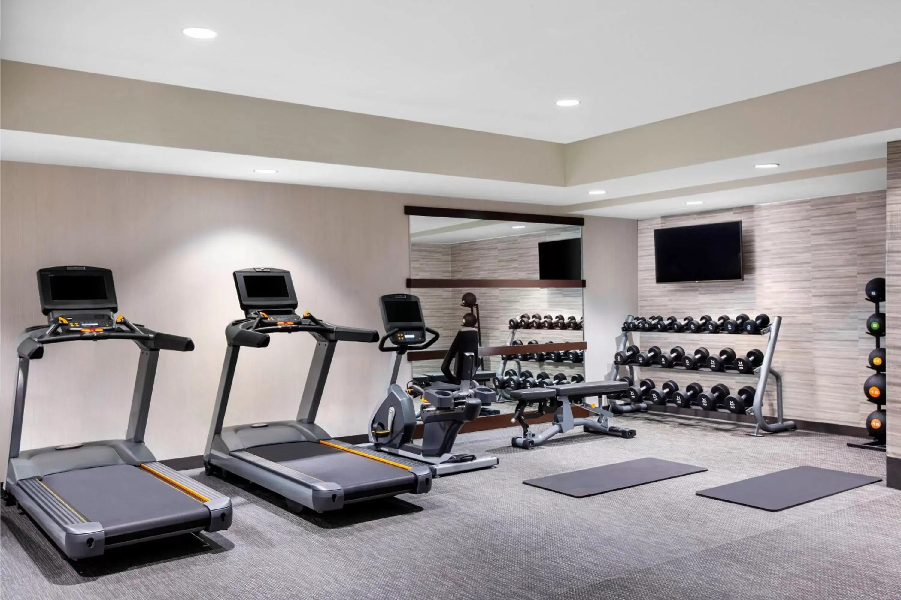 Fitness centre/facilities, Fitness Center/Facilities in Courtyard Bowling Green Convention Center