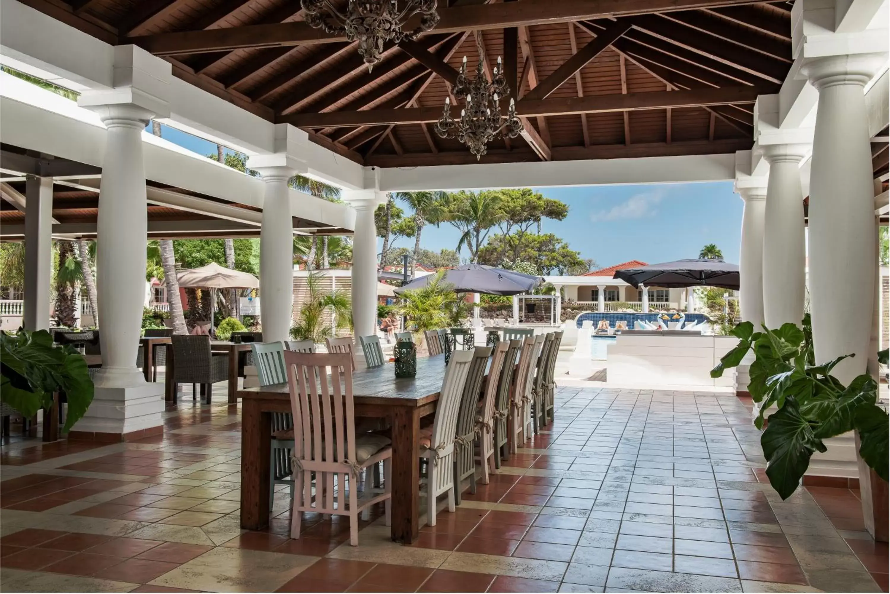 Restaurant/Places to Eat in Livingstone Jan Thiel Resort