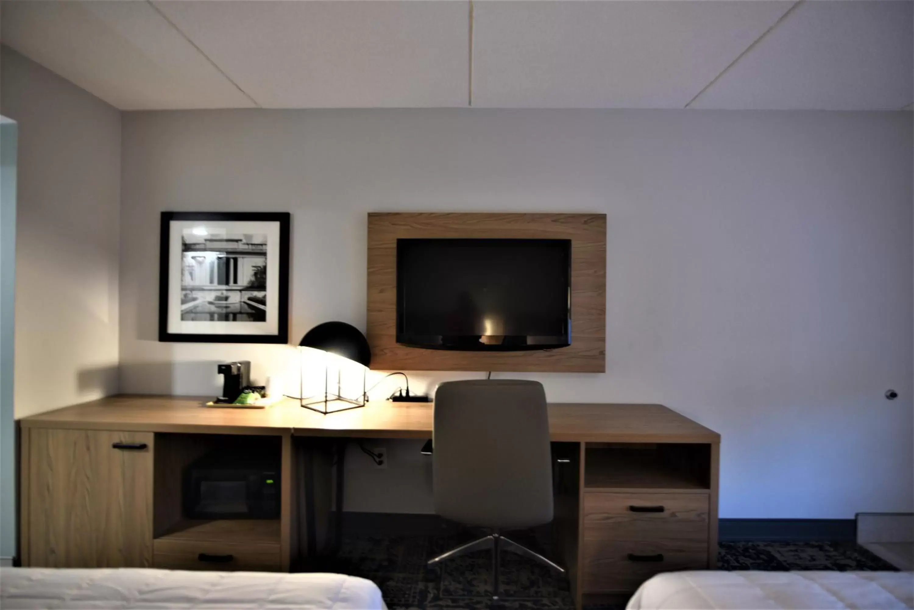 Photo of the whole room in Baymont by Wyndham Pine Grove I-81 Photo of the whole room in Baymont by Wyndham Pine Grove I-81