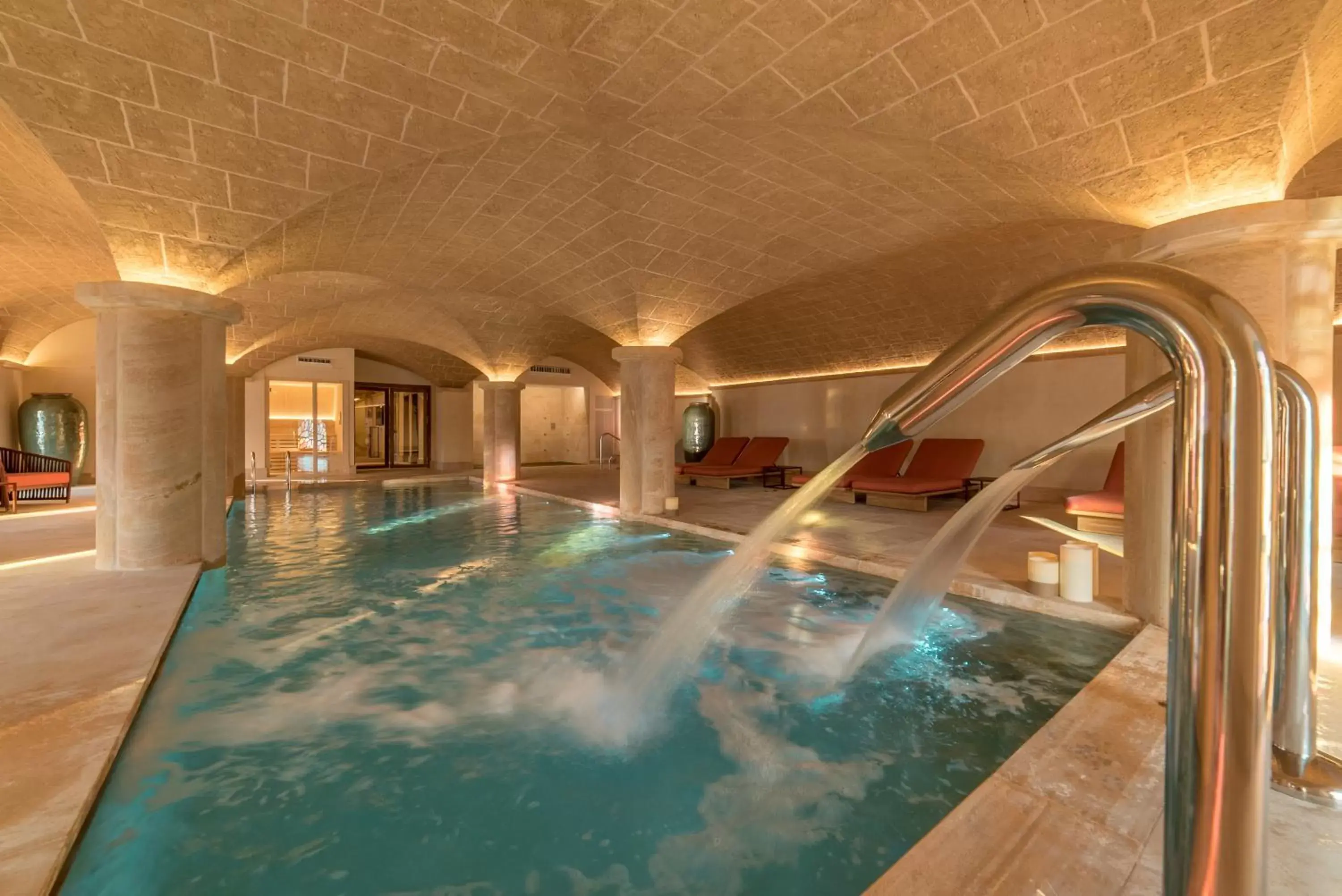 Public Bath, Swimming Pool in Hotel Creu de Tau Art&Spa-Adults only