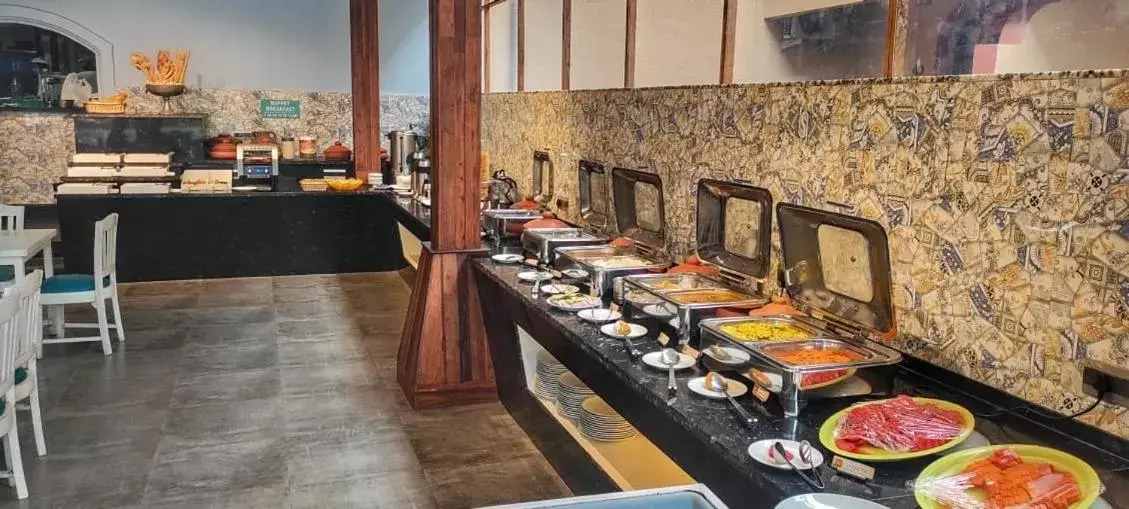 Buffet breakfast, Restaurant/Places to Eat in Resort Terra Paraiso