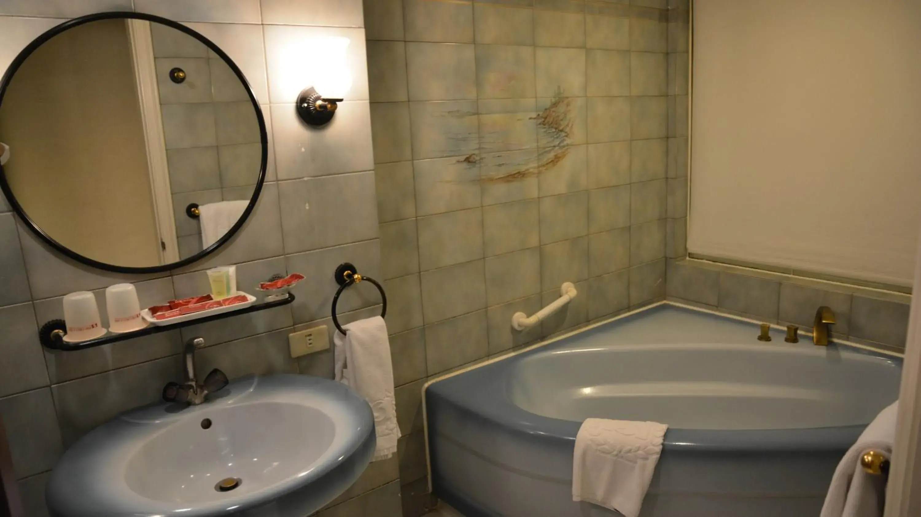 Bathroom in Deja Vu Hotel