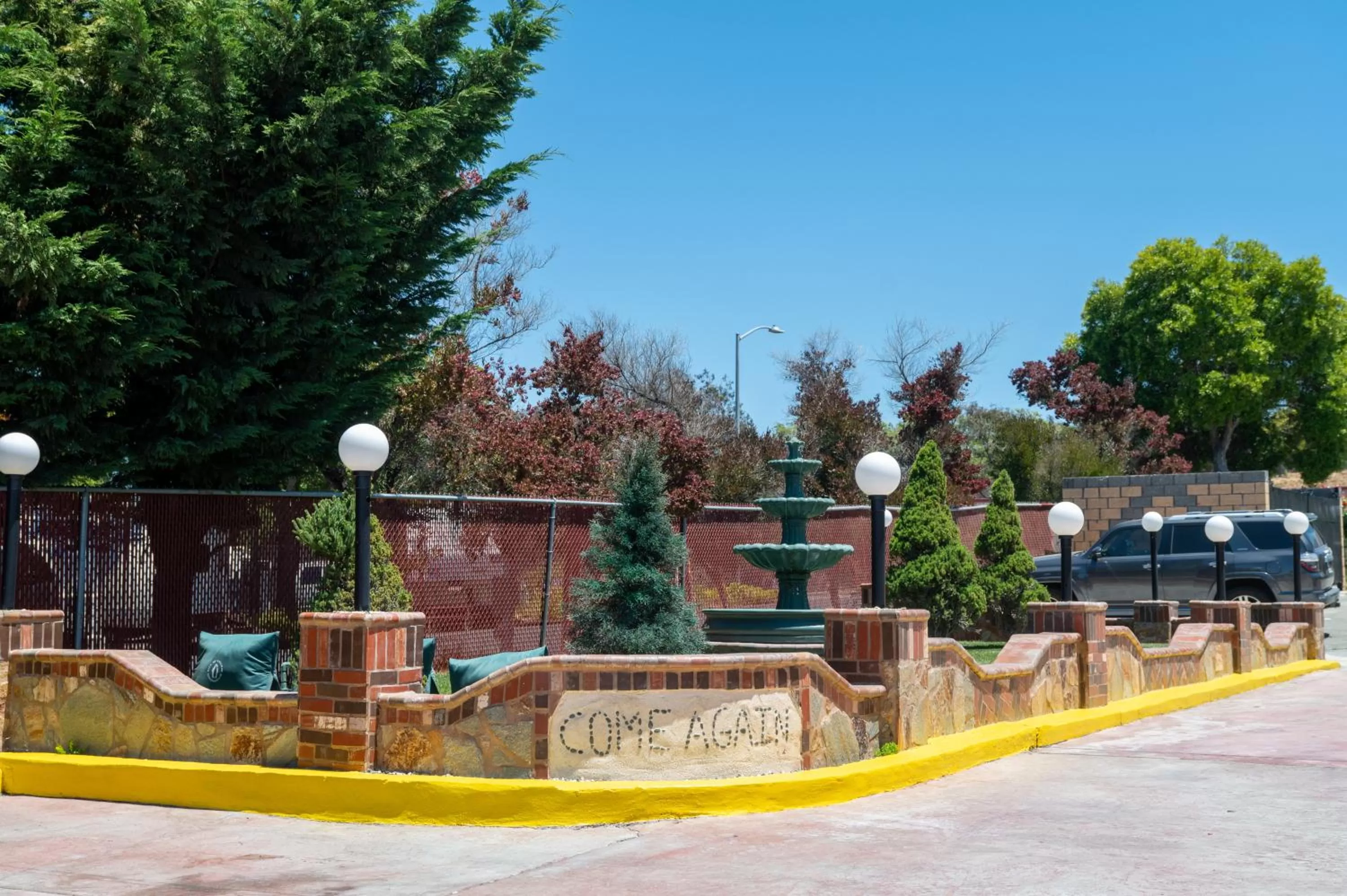 Property building in Motel 7 - Near Six Flags, Vallejo - Napa Valley