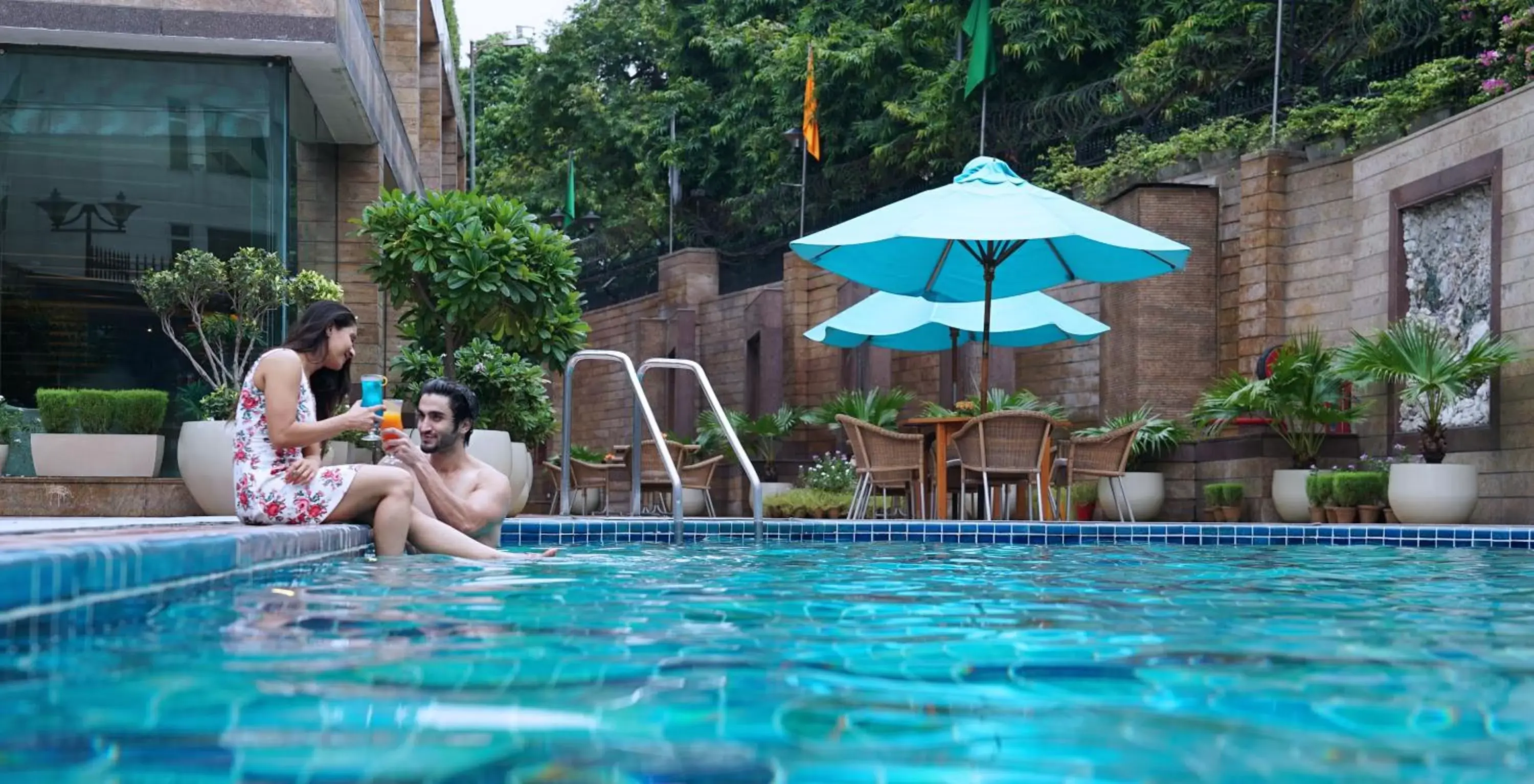 Swimming pool in Jaypee Siddharth Hotel