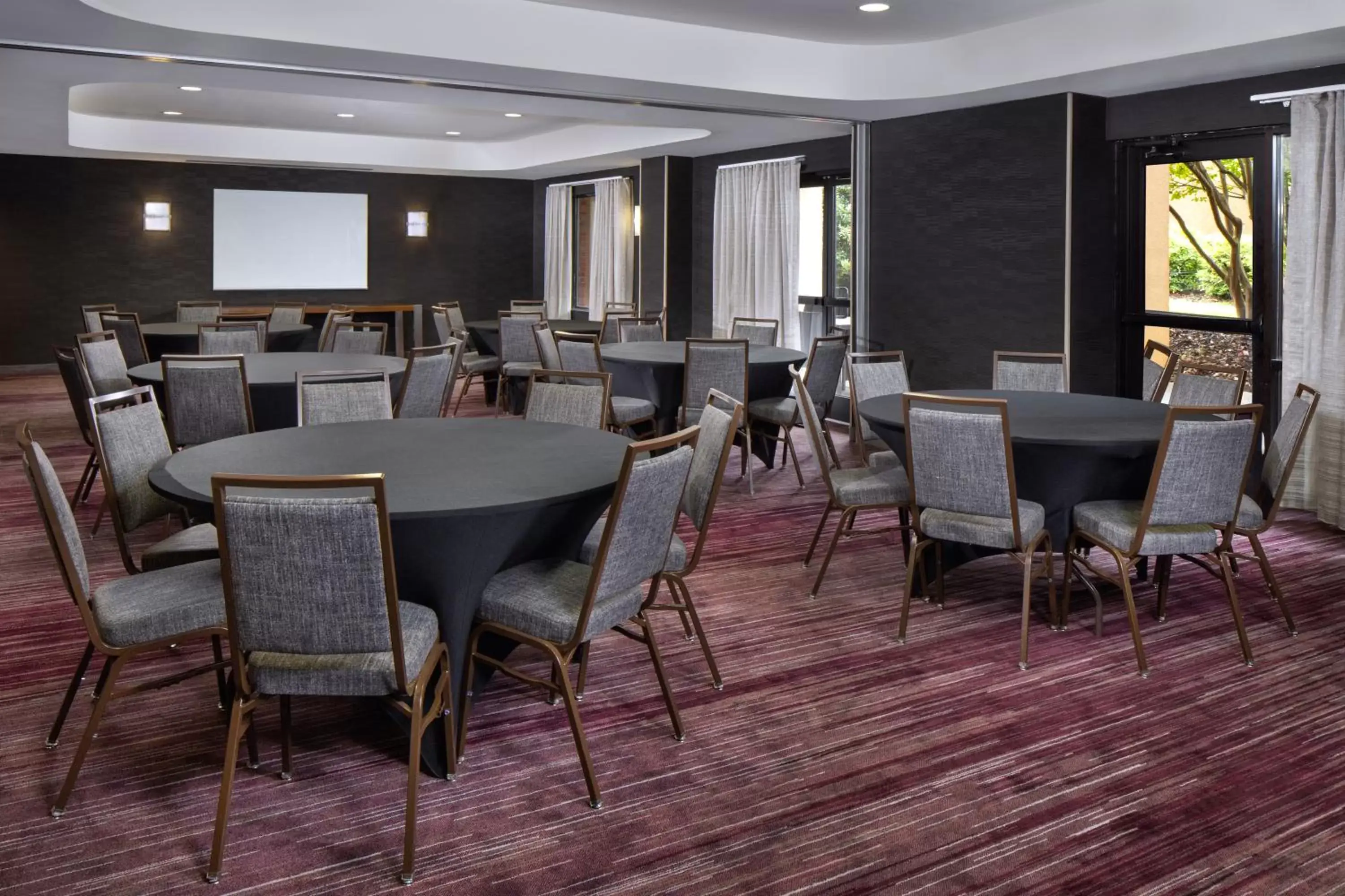 Meeting/conference room in Courtyard by Marriott Anniston Oxford