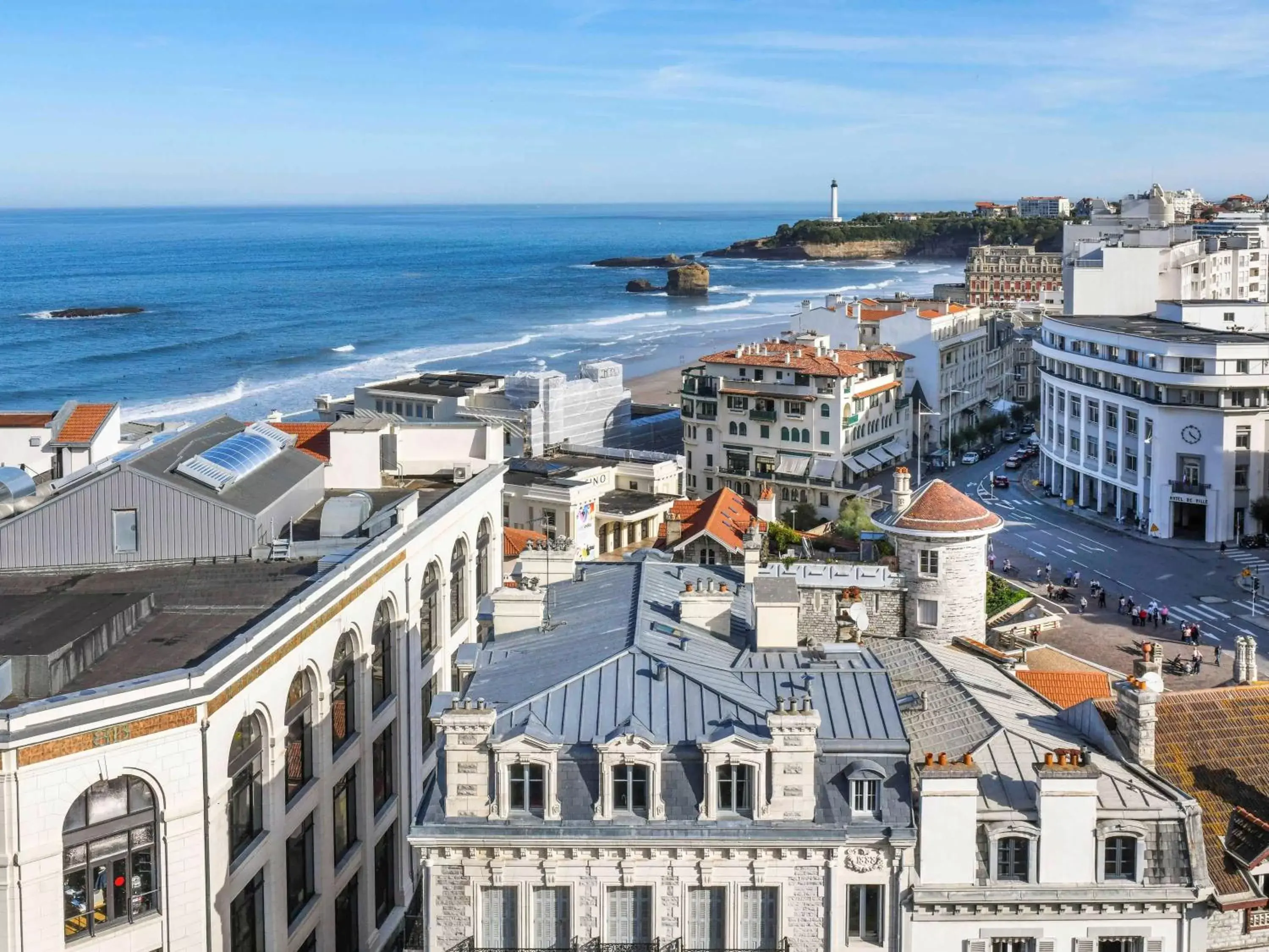 Property building, Bird's-eye View in Mercure Président Biarritz Plage