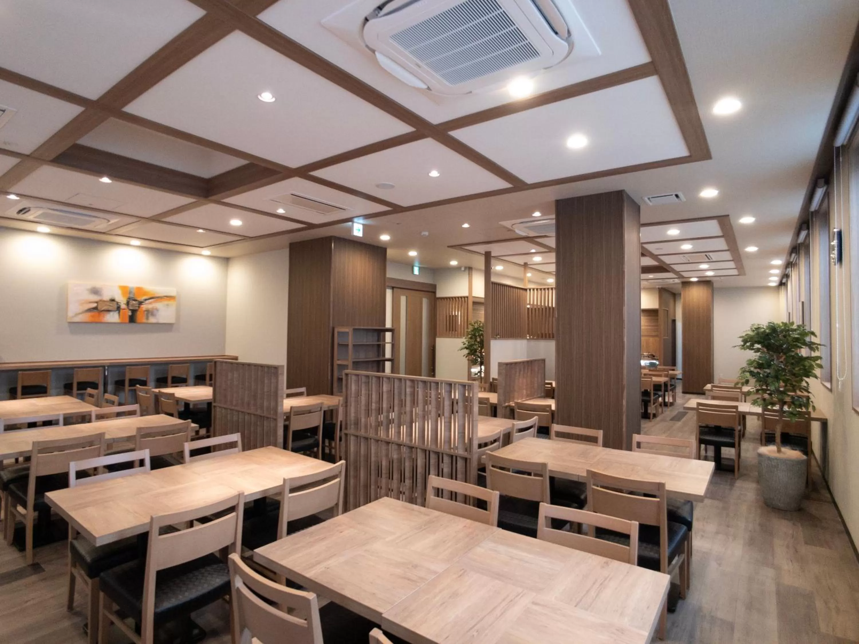 Restaurant/places to eat in Hotel Route-Inn Koga Ekimae