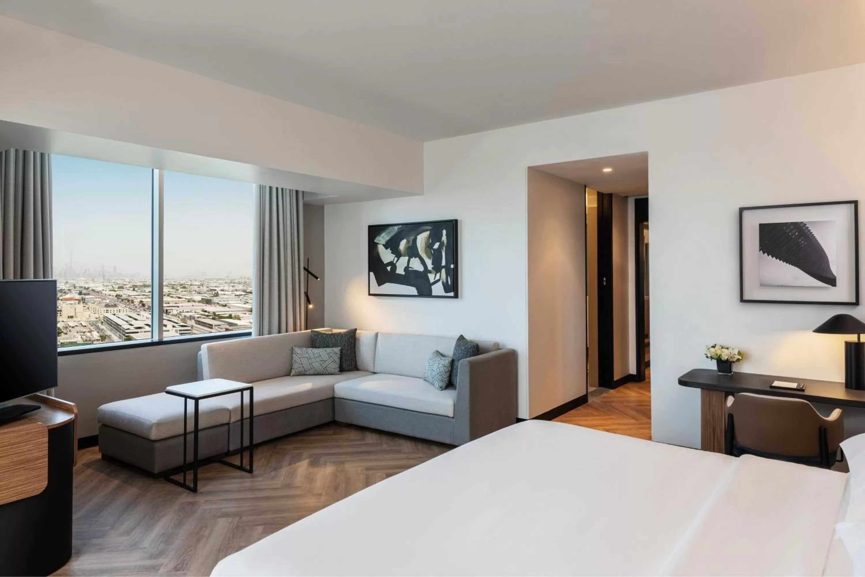 Bedroom, Bed in Sheraton Mall of the Emirates Hotel, Dubai