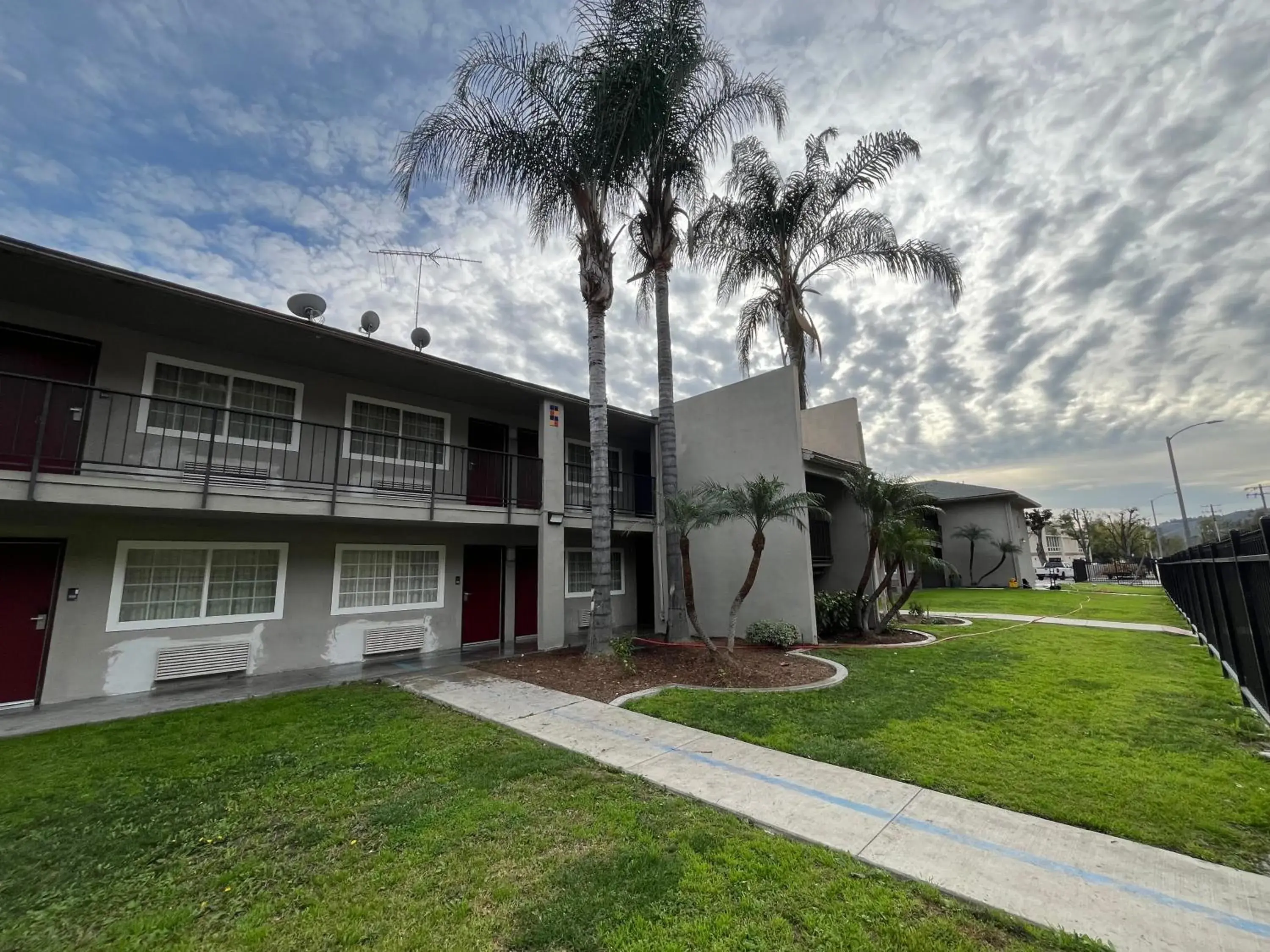 Property Building in Lemon Tree Motel Property Building in Lemon Tree Motel