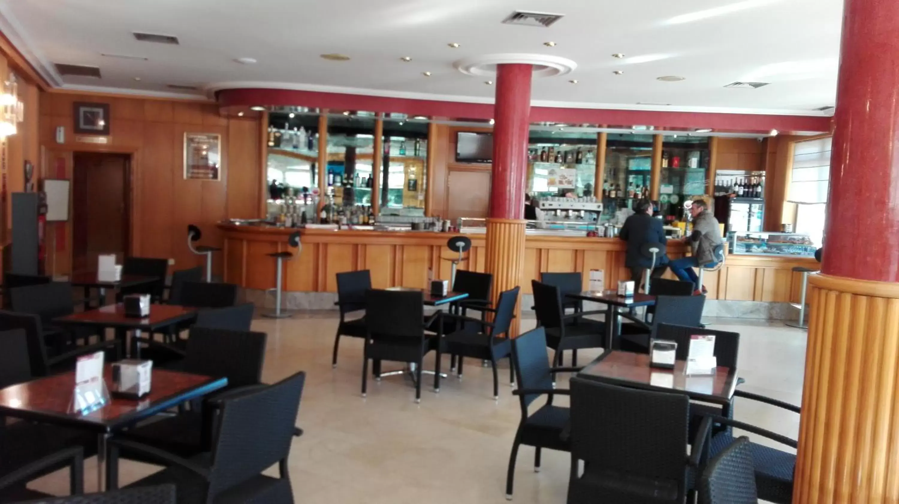 Lounge or bar, Restaurant/Places to Eat in Hotel Helmántico