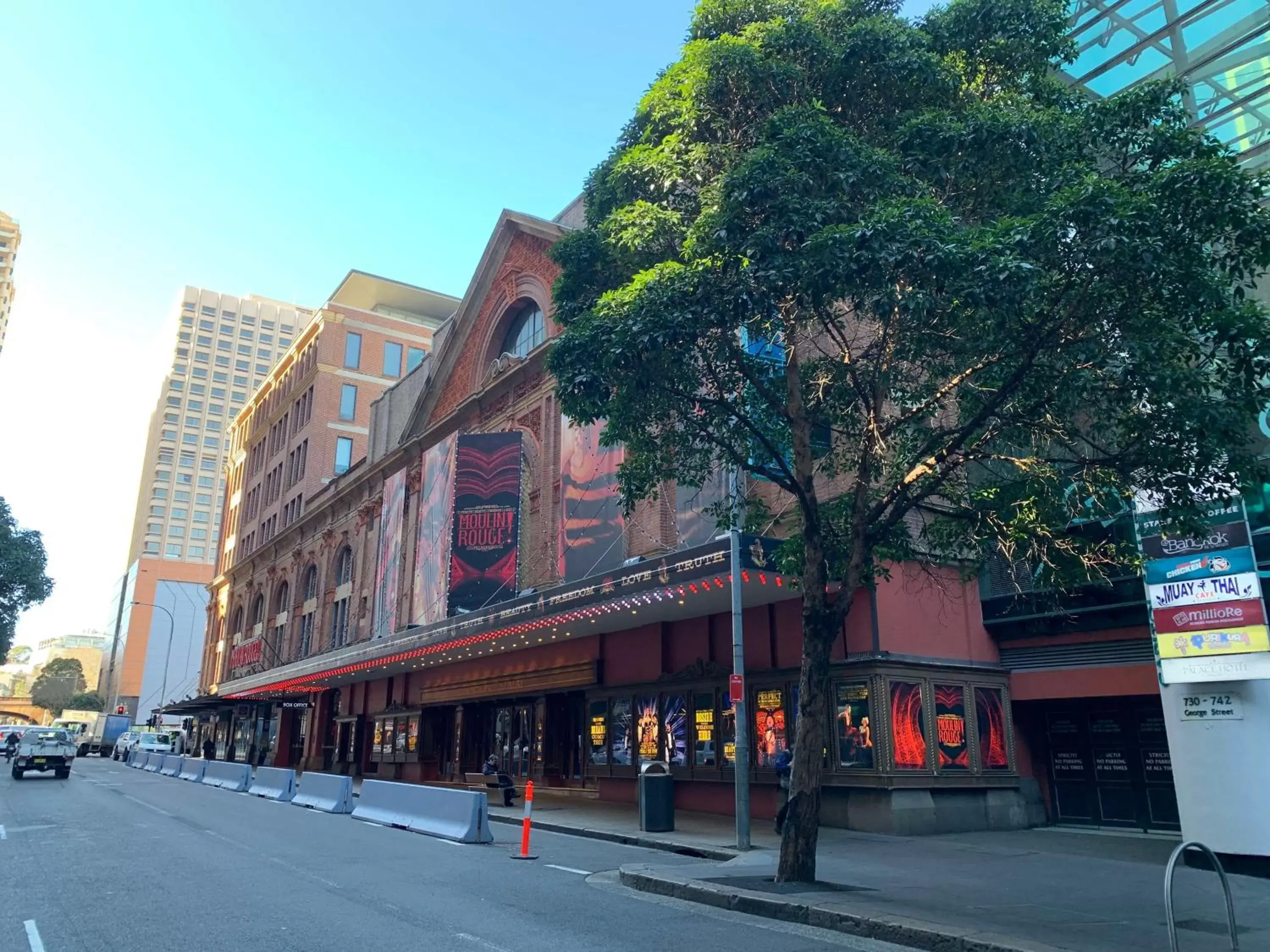 Nearby landmark, Property Building in Metro Hotel Marlow Sydney Central