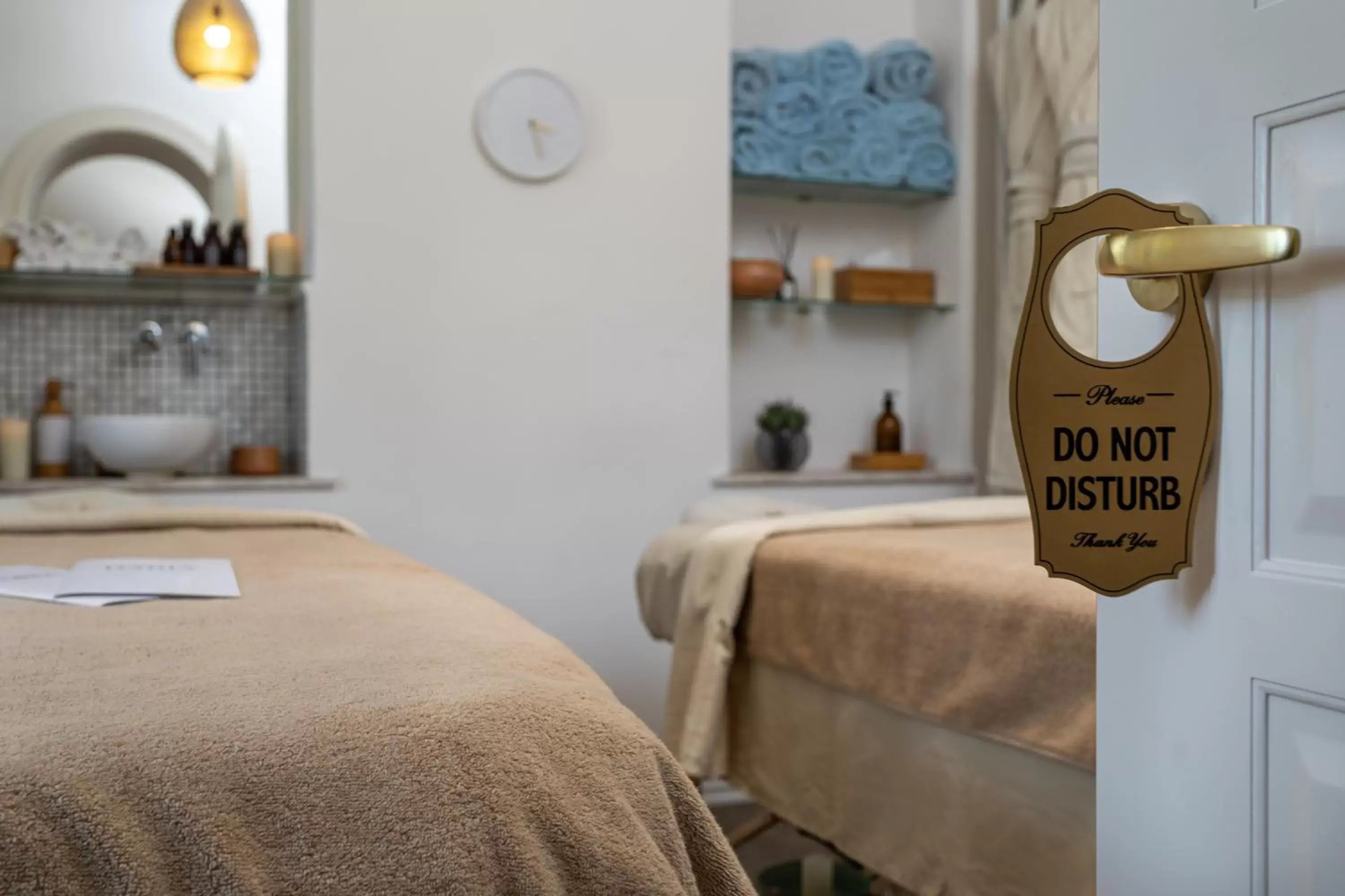 Spa and wellness centre/facilities, Bed in The Drisco Hotel Tel Aviv - Relais & Châteaux Spa and wellness centre/facilities, Bed in The Drisco Hotel Tel Aviv - Relais & Châteaux