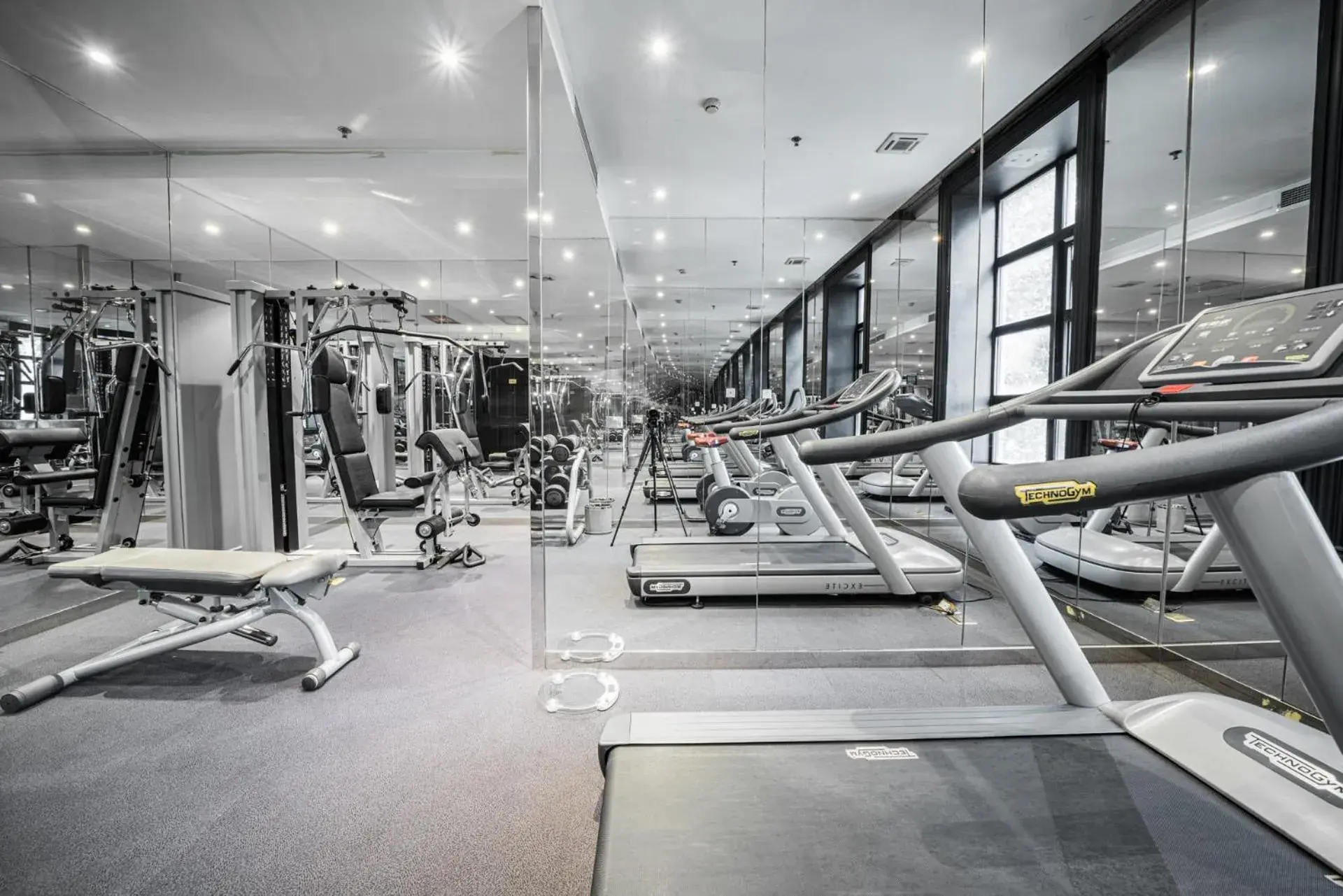 Fitness centre/facilities, Fitness Center/Facilities in Gracie Art Hotel