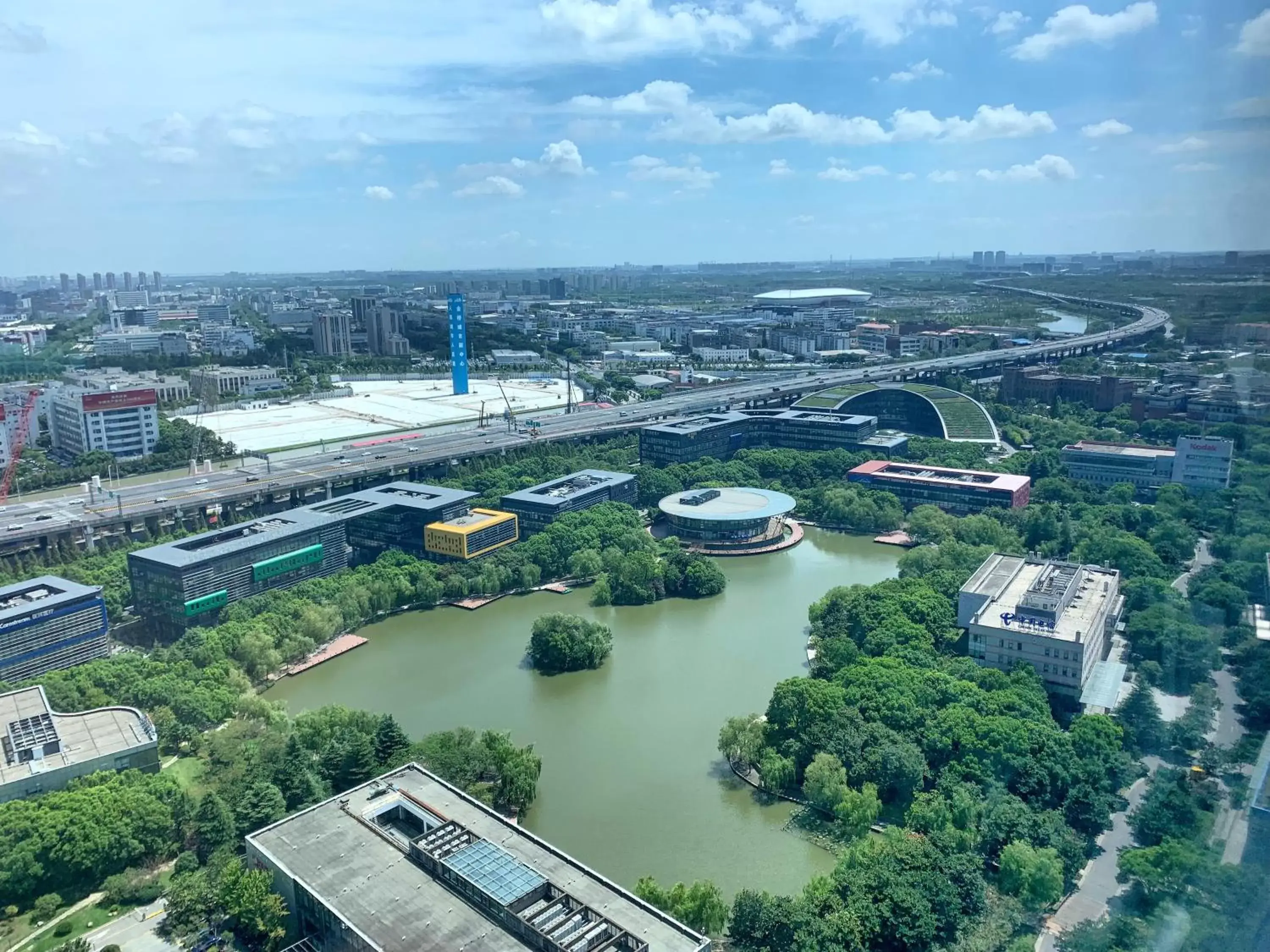 View (from property/room), Bird's-eye View in Shanghai Marriott Hotel Pudong East